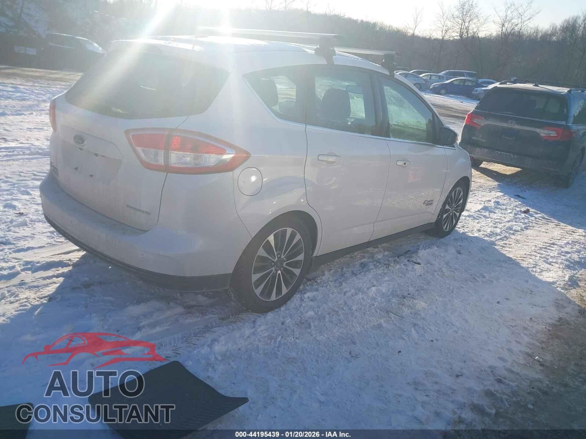 FORD C-MAX ENERGI 2017 - 1FADP5FU3HL105930