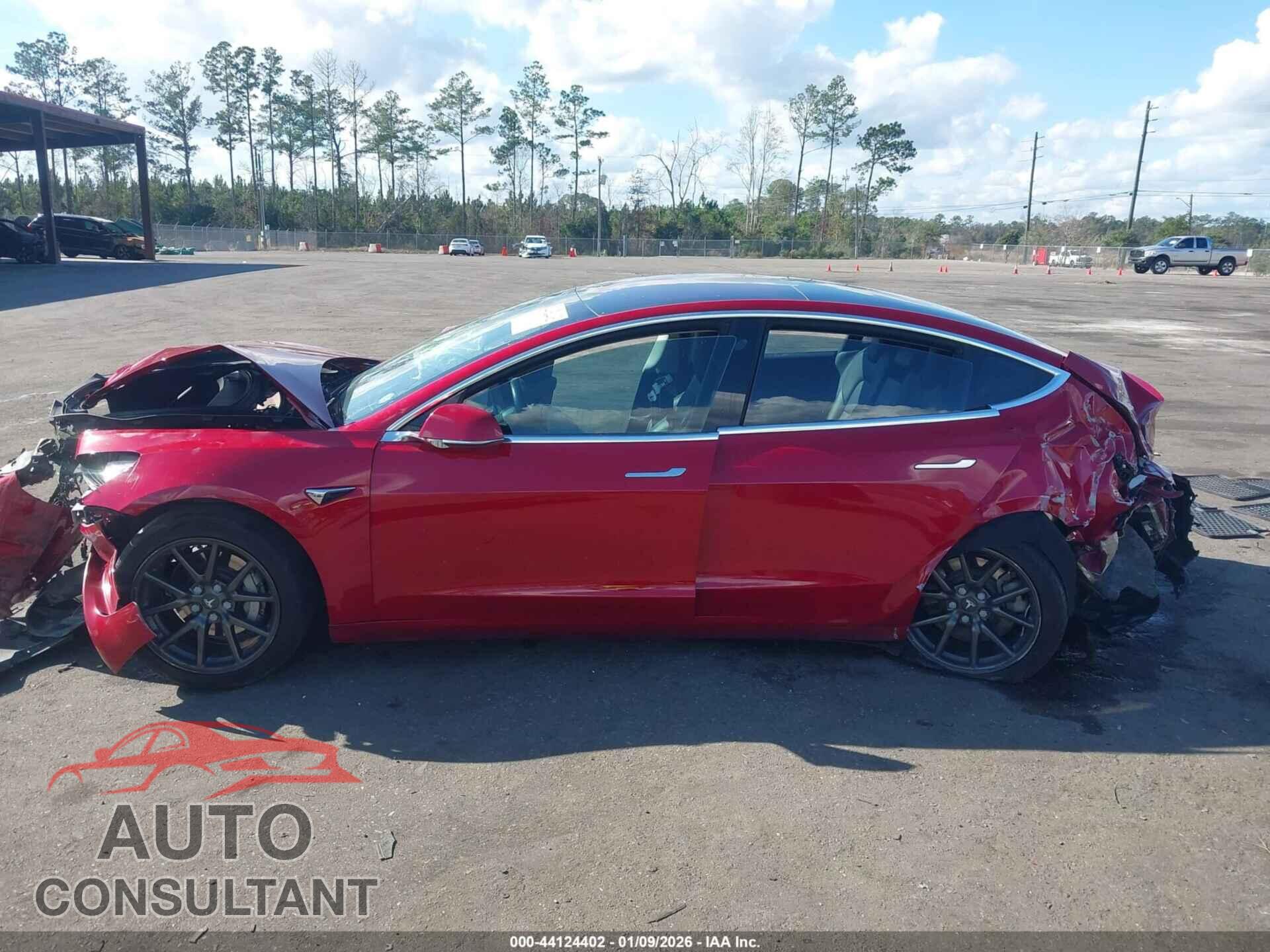 TESLA MODEL 3 2018 - 5YJ3E1EA9JF153808