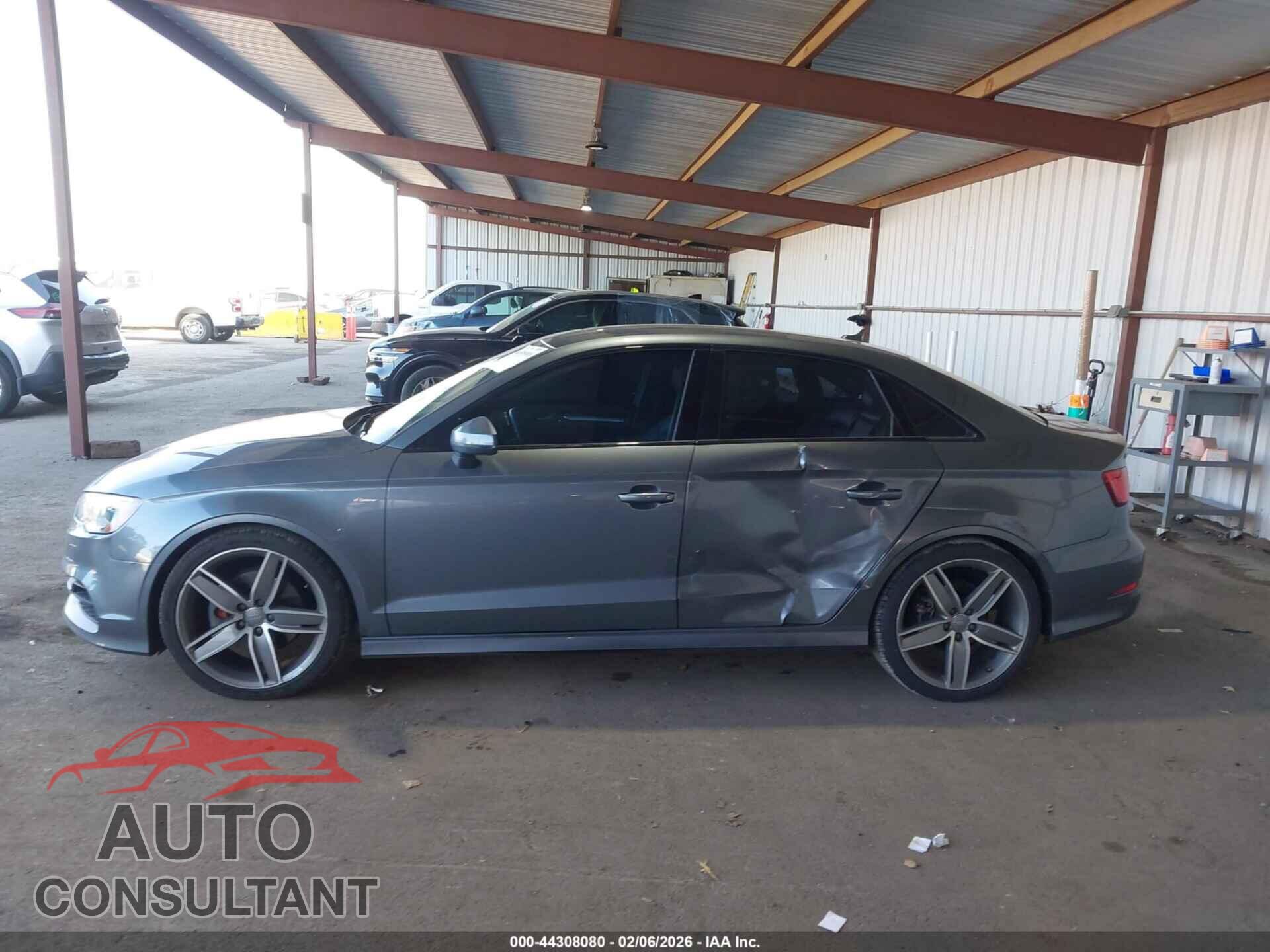 AUDI A3 2016 - WAUB8GFF5G1052862