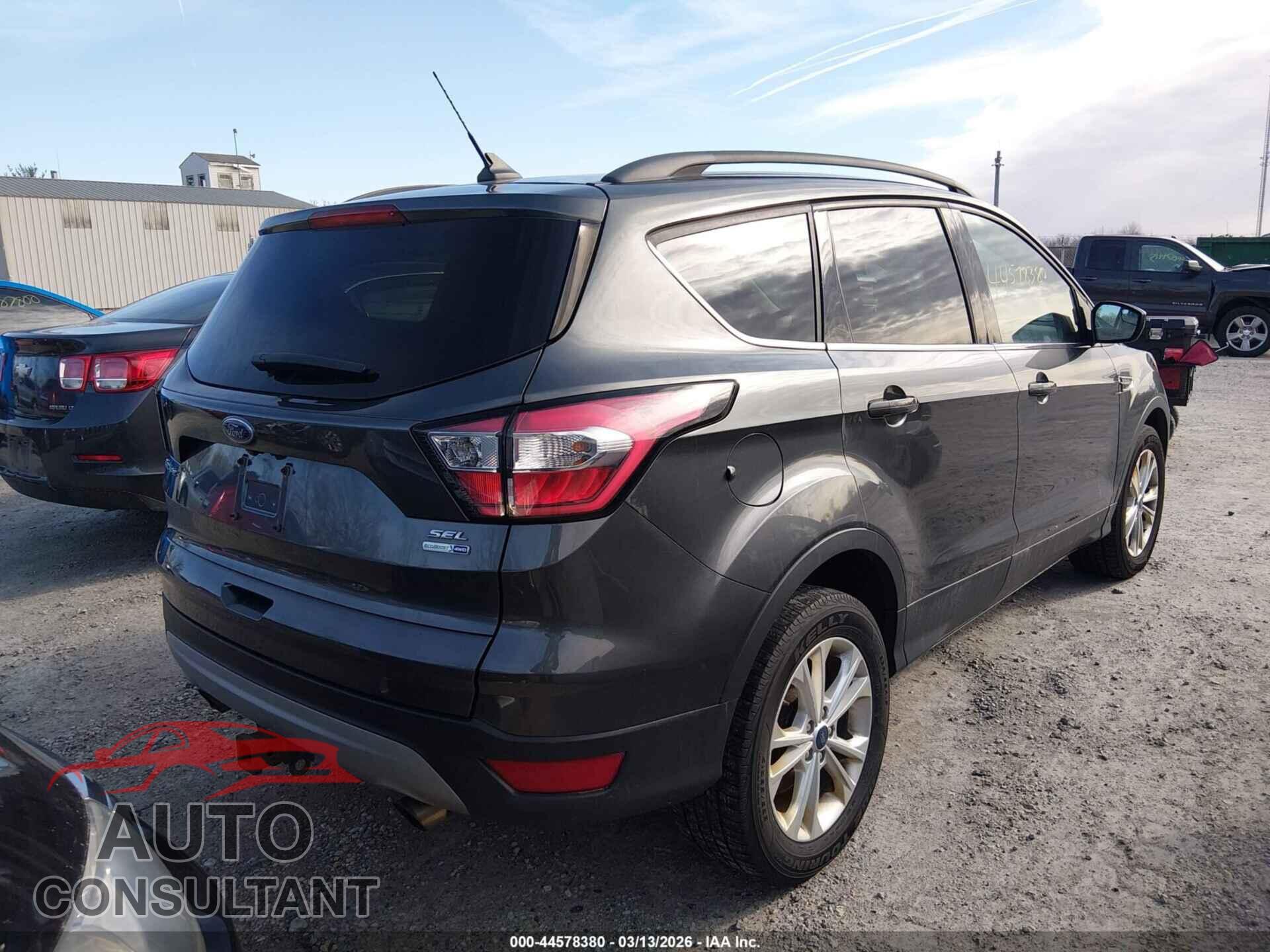 FORD ESCAPE 2018 - 1FMCU9HDXJUD28285