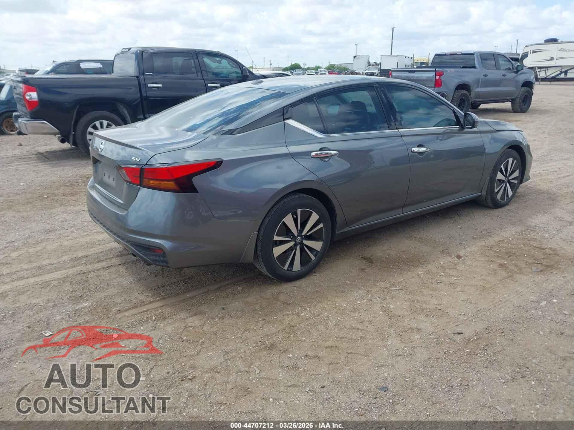 NISSAN ALTIMA 2019 - 1N4BL4DV9KC210374