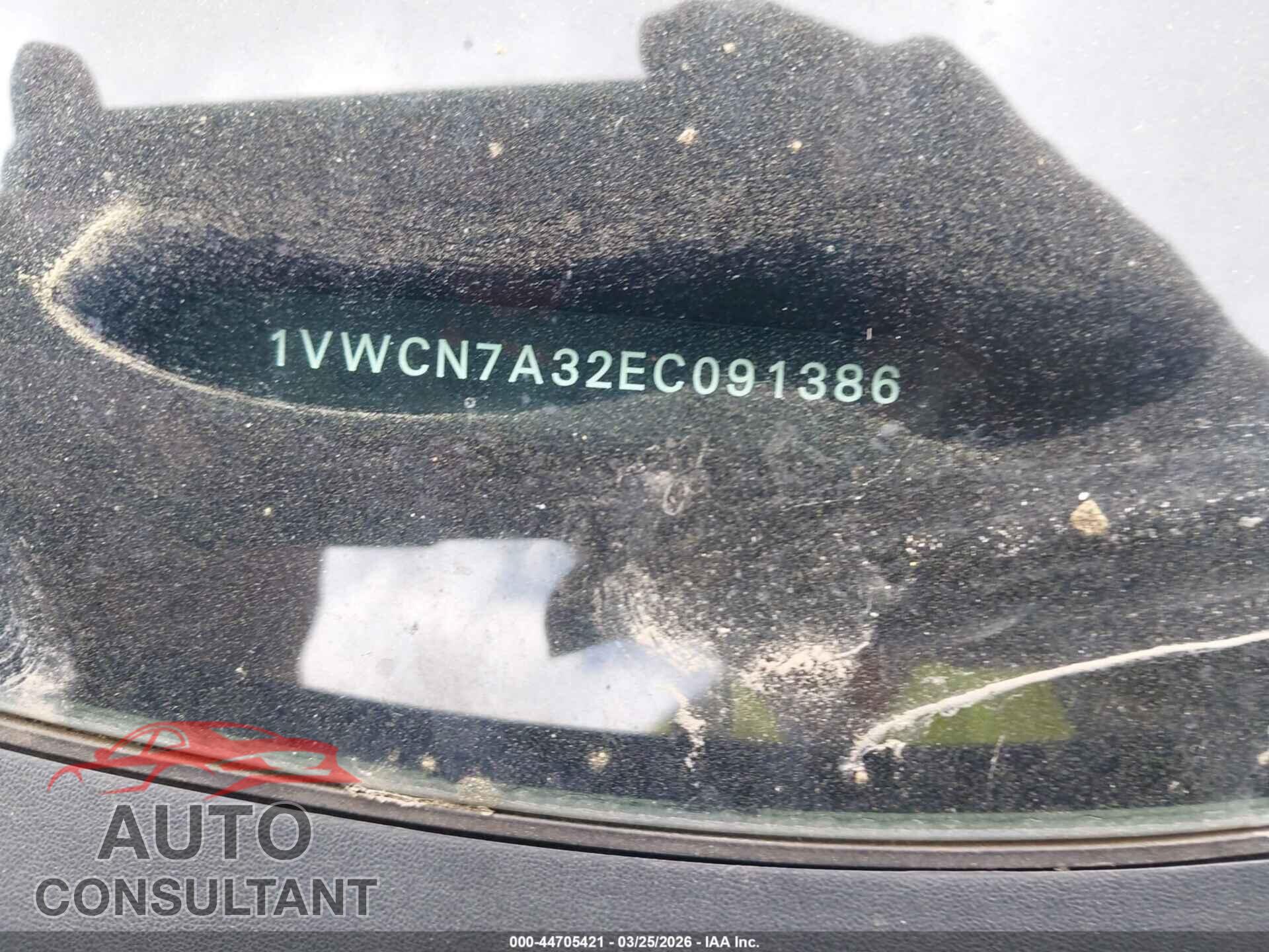 VOLKSWAGEN PASSAT 2014 - 1VWCN7A32EC091386
