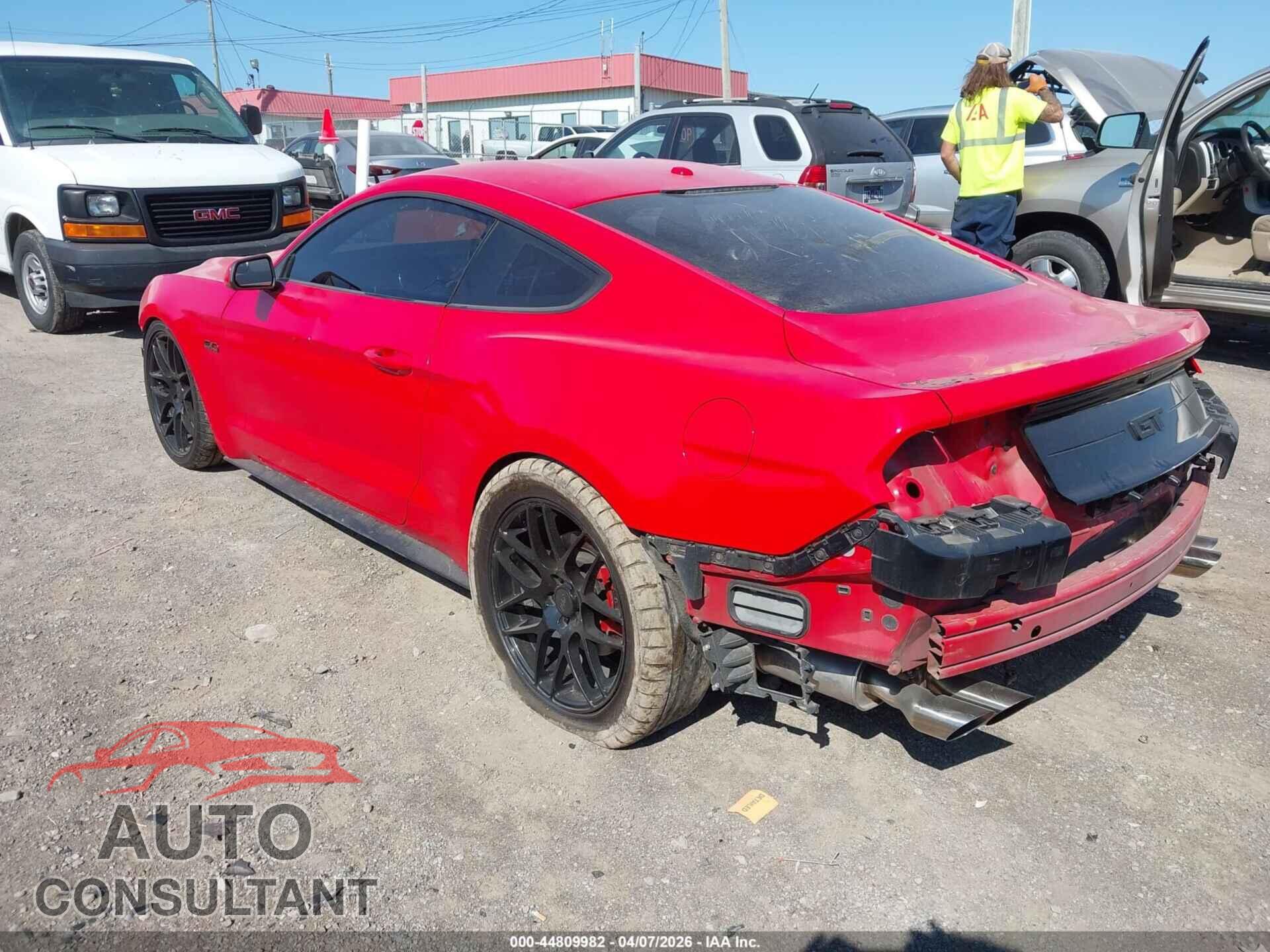 FORD MUSTANG 2019 - 1FA6P8CF1K5200126