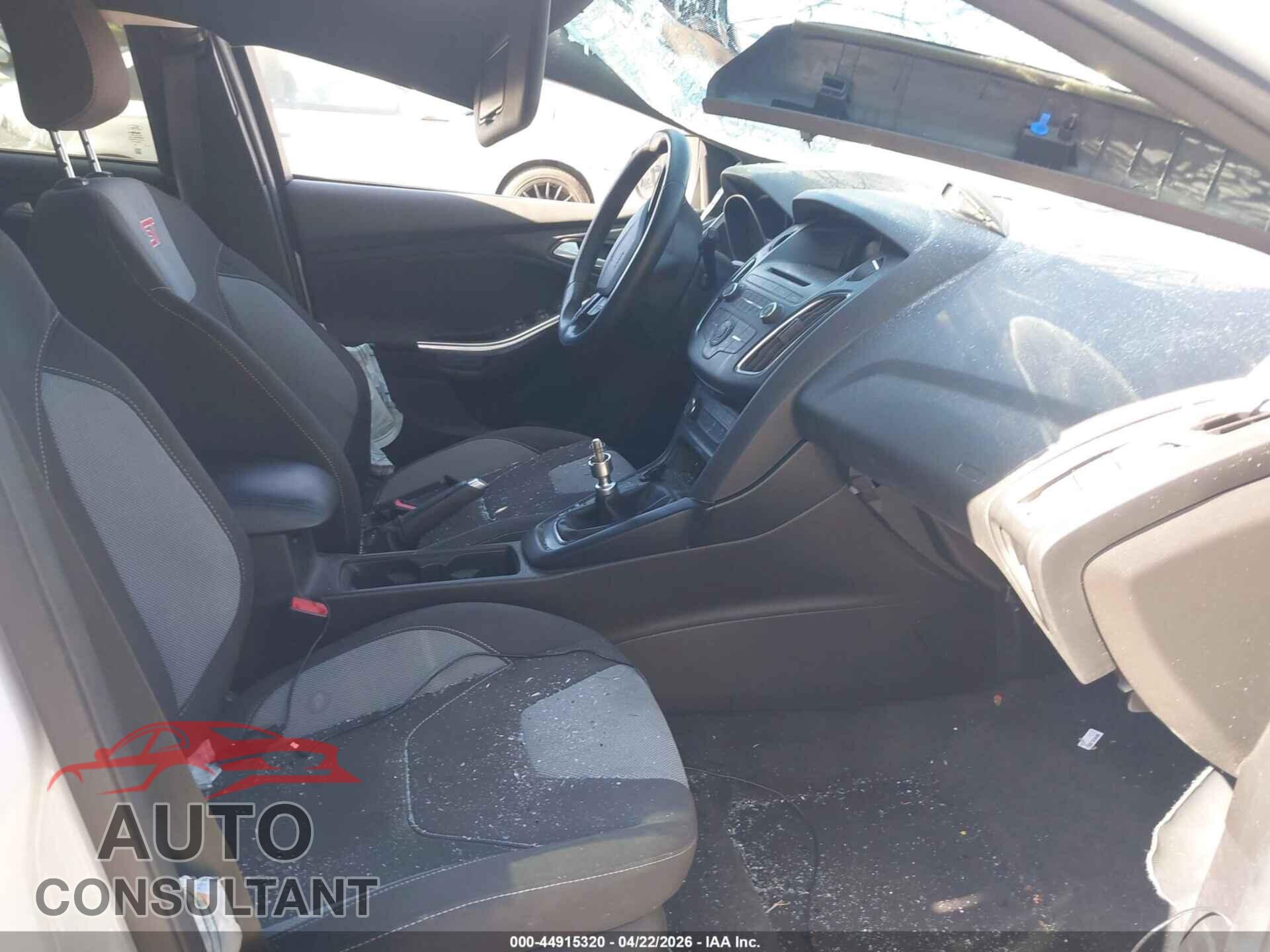 FORD FOCUS ST 2016 - 1FADP3L96GL225756