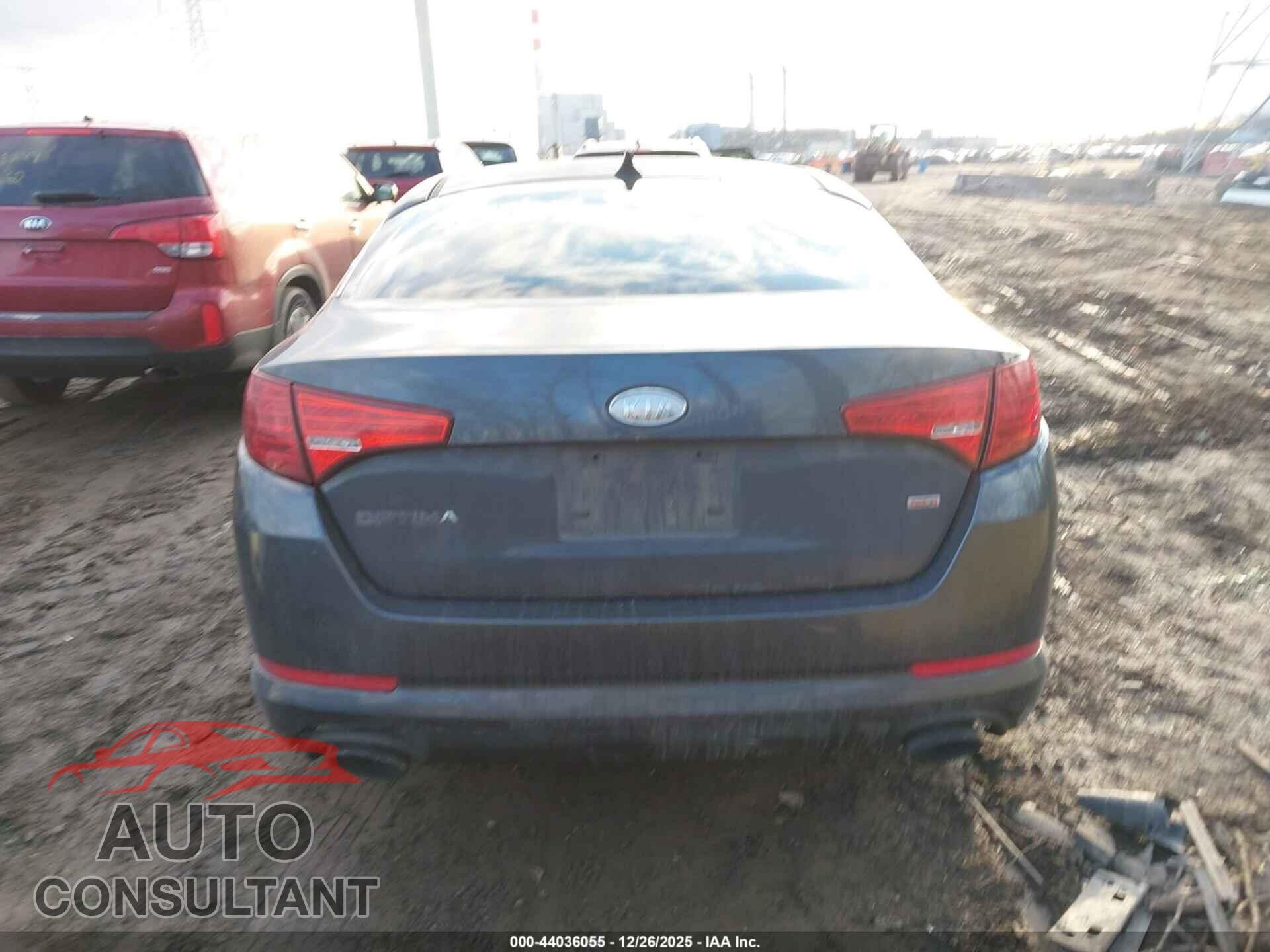 KIA OPTIMA 2011 - KNAGM4A79B5128651