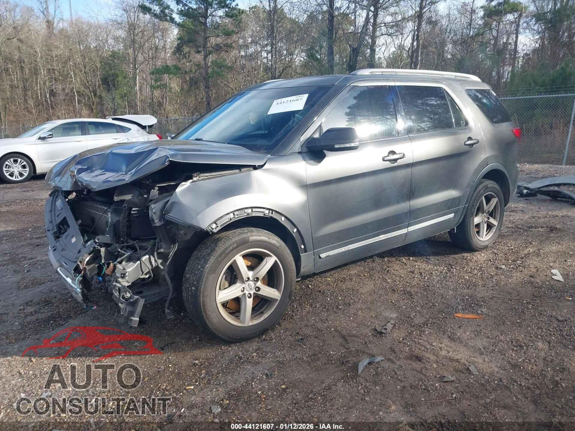 FORD EXPLORER 2018 - 1FM5K7D88JGB85279