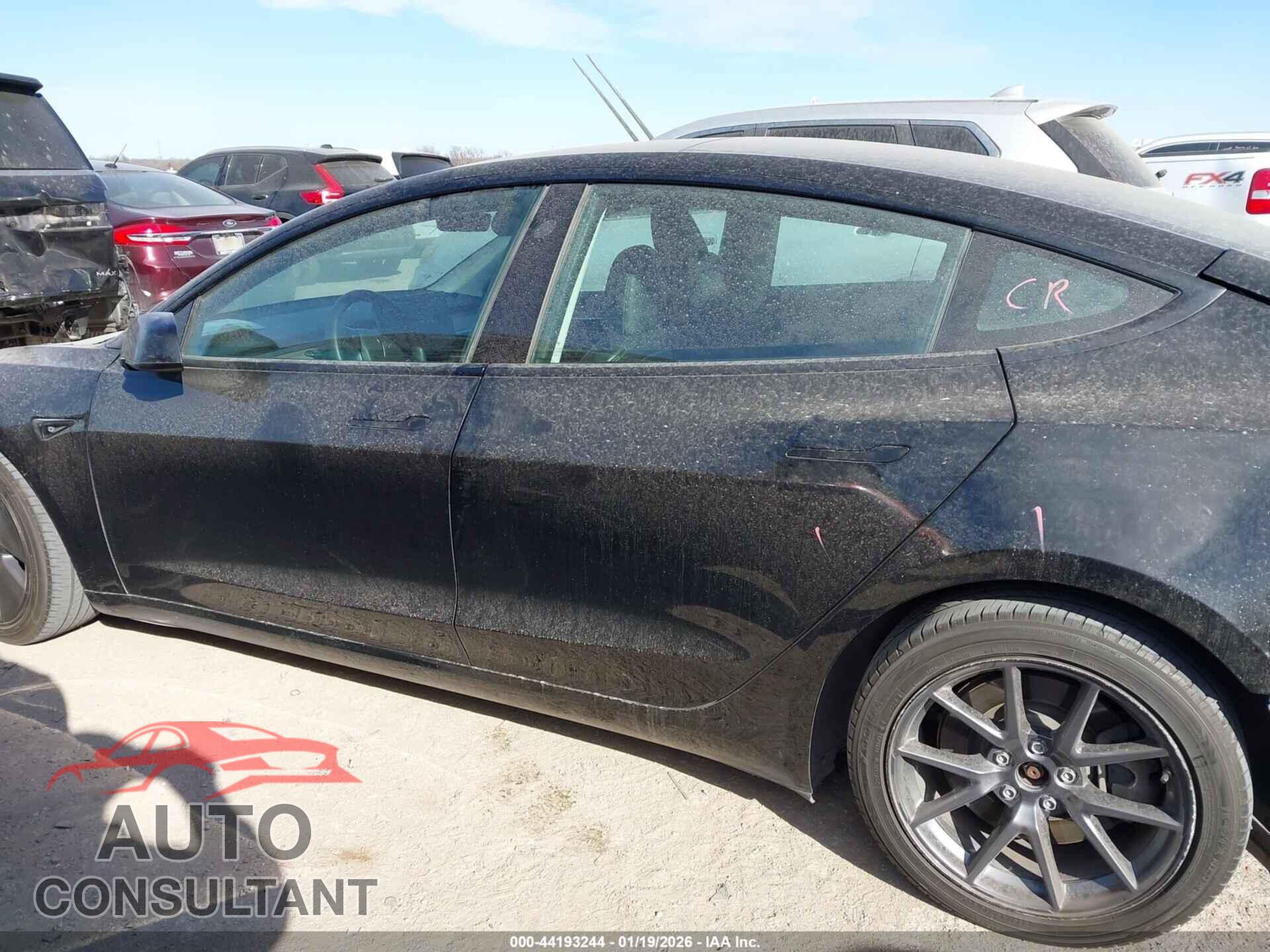 TESLA MODEL 3 2023 - 5YJ3E1EAXPF548122