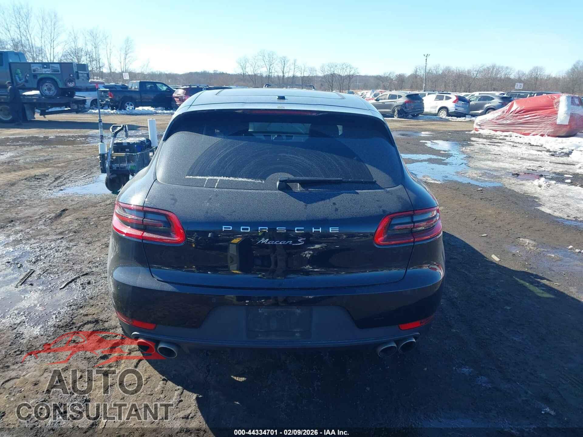 PORSCHE MACAN 2015 - WP1AB2A56FLB71667