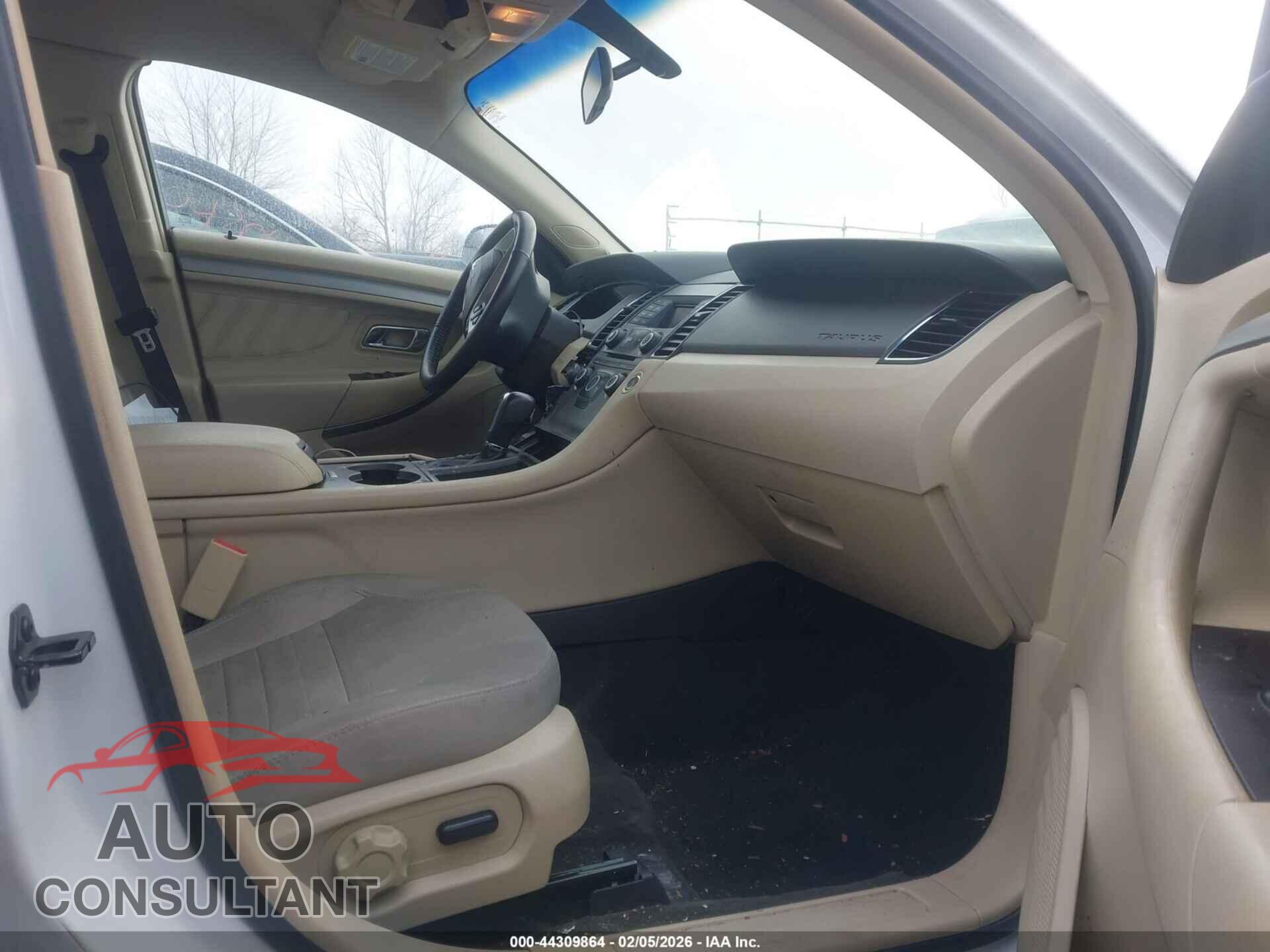 FORD TAURUS 2015 - 1FAHP2D84FG107018