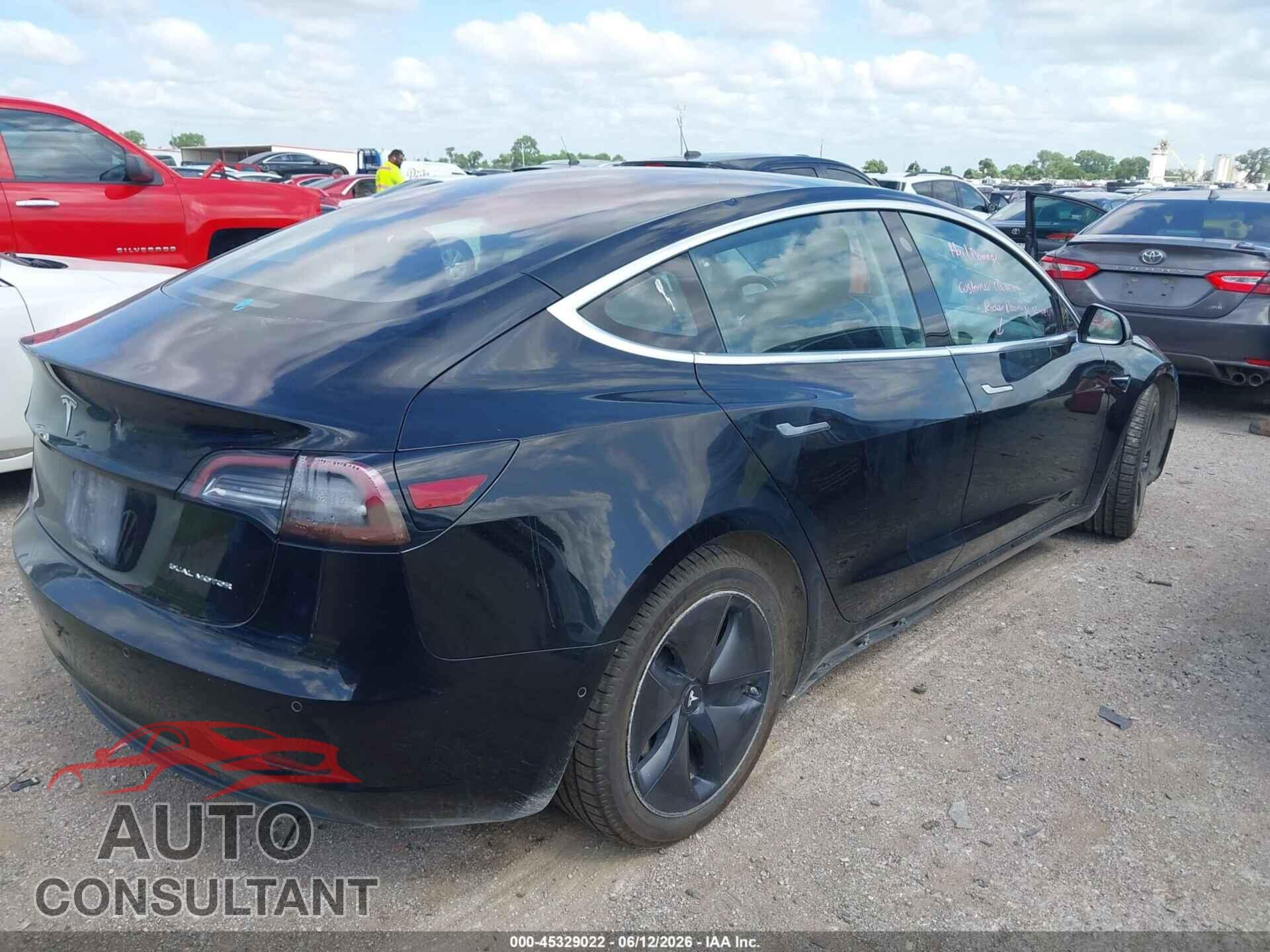 TESLA MODEL 3 2018 - 5YJ3E1EB2JF170345