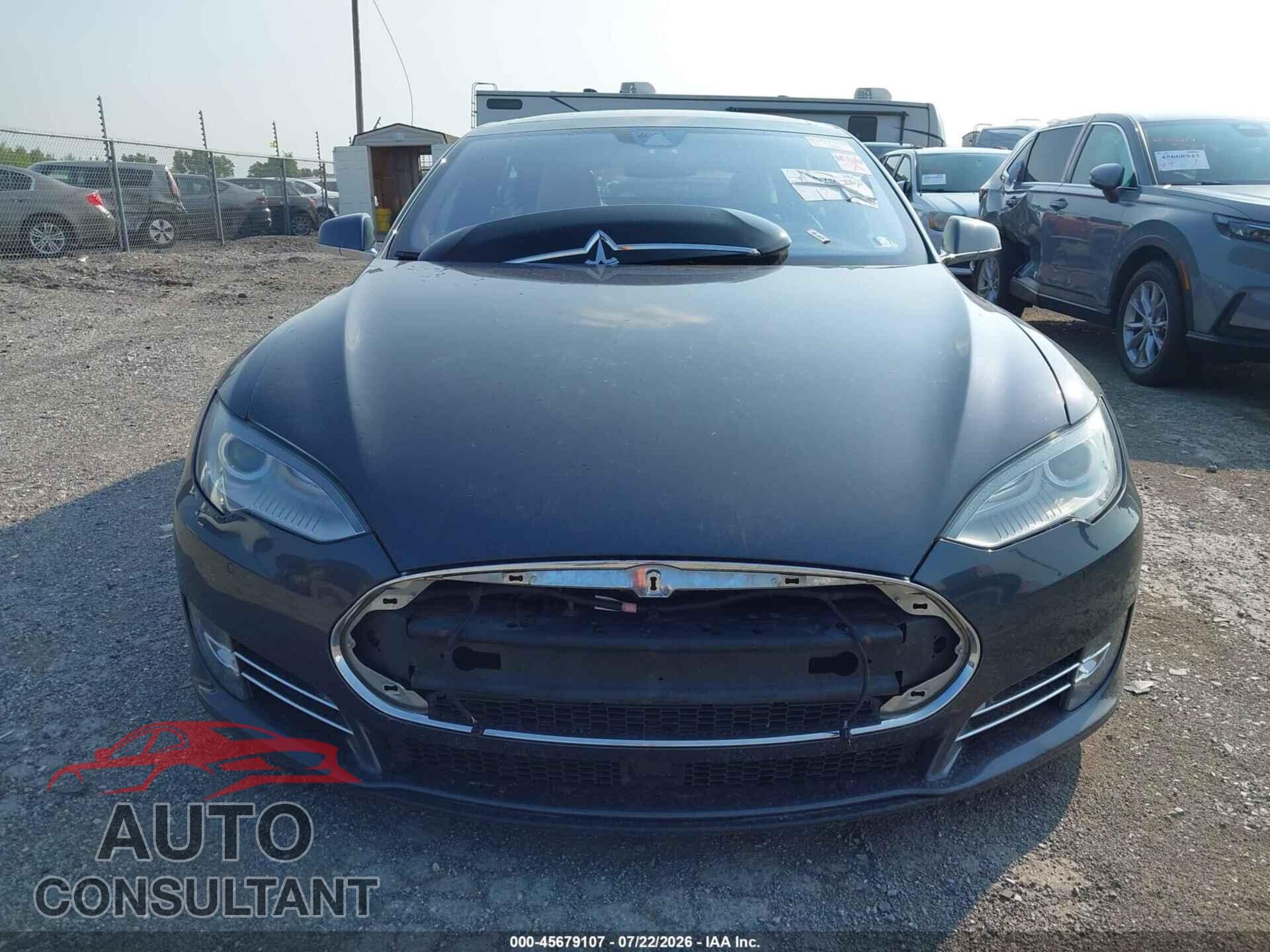 TESLA MODEL S 2015 - 5YJSA1E47FF110674