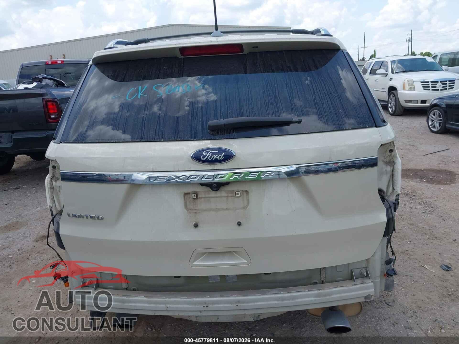 FORD EXPLORER 2018 - 1FM5K7F8XJGB55472