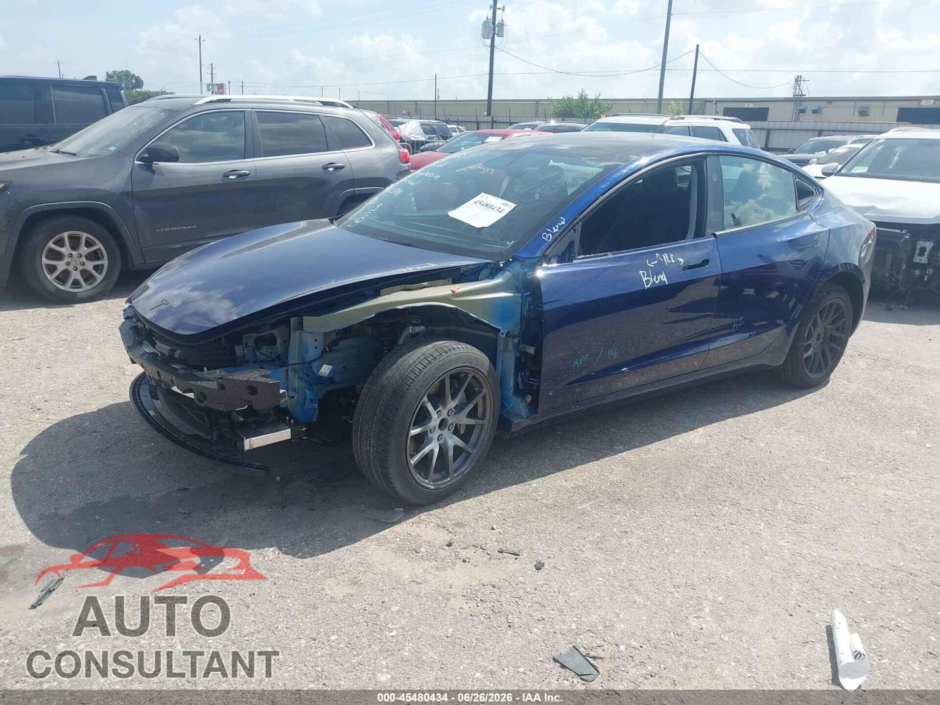 TESLA MODEL 3 2026 - 5YJ3E1EA5TF132599