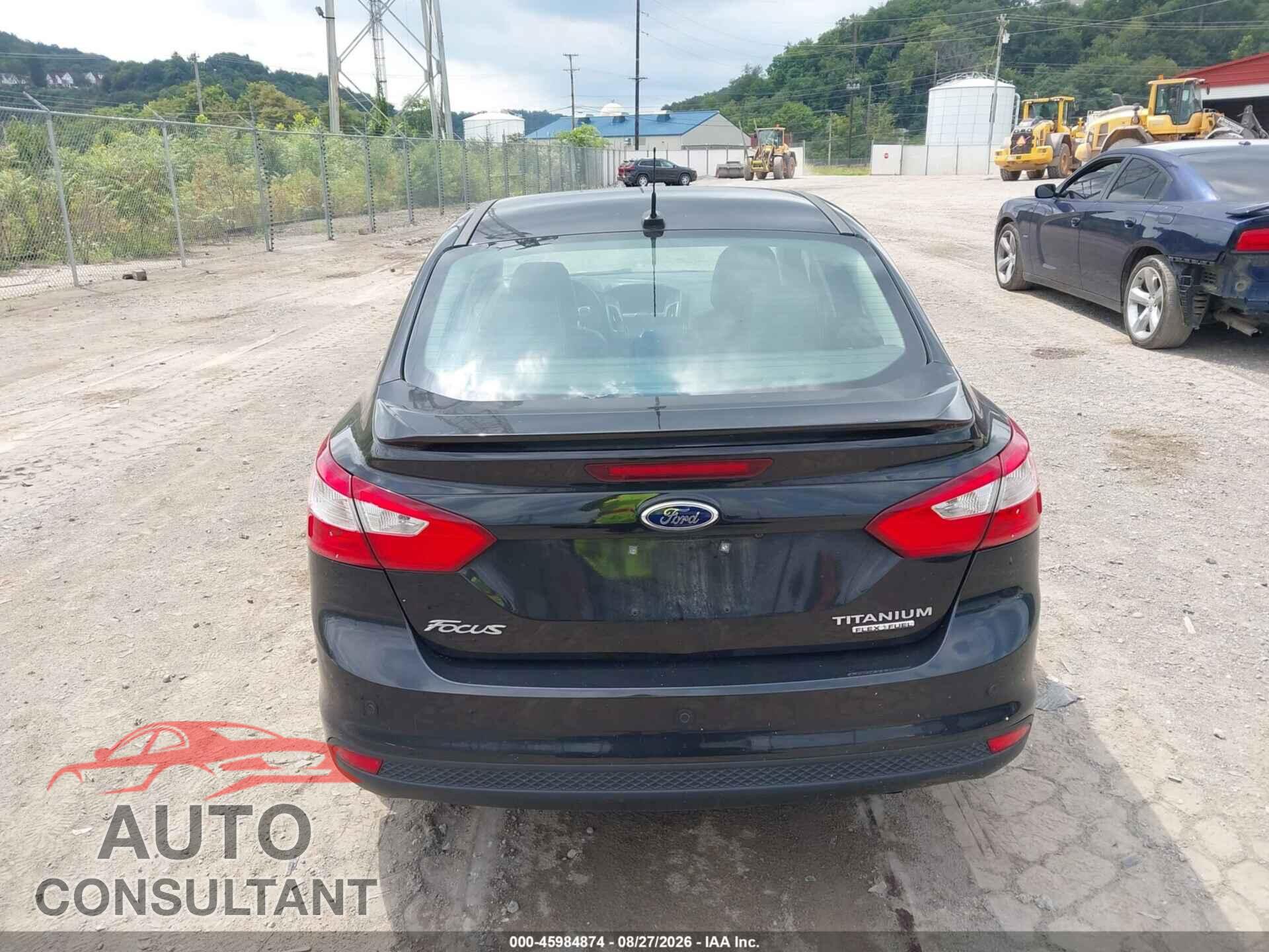 FORD FOCUS 2013 - 1FADP3J26DL121978