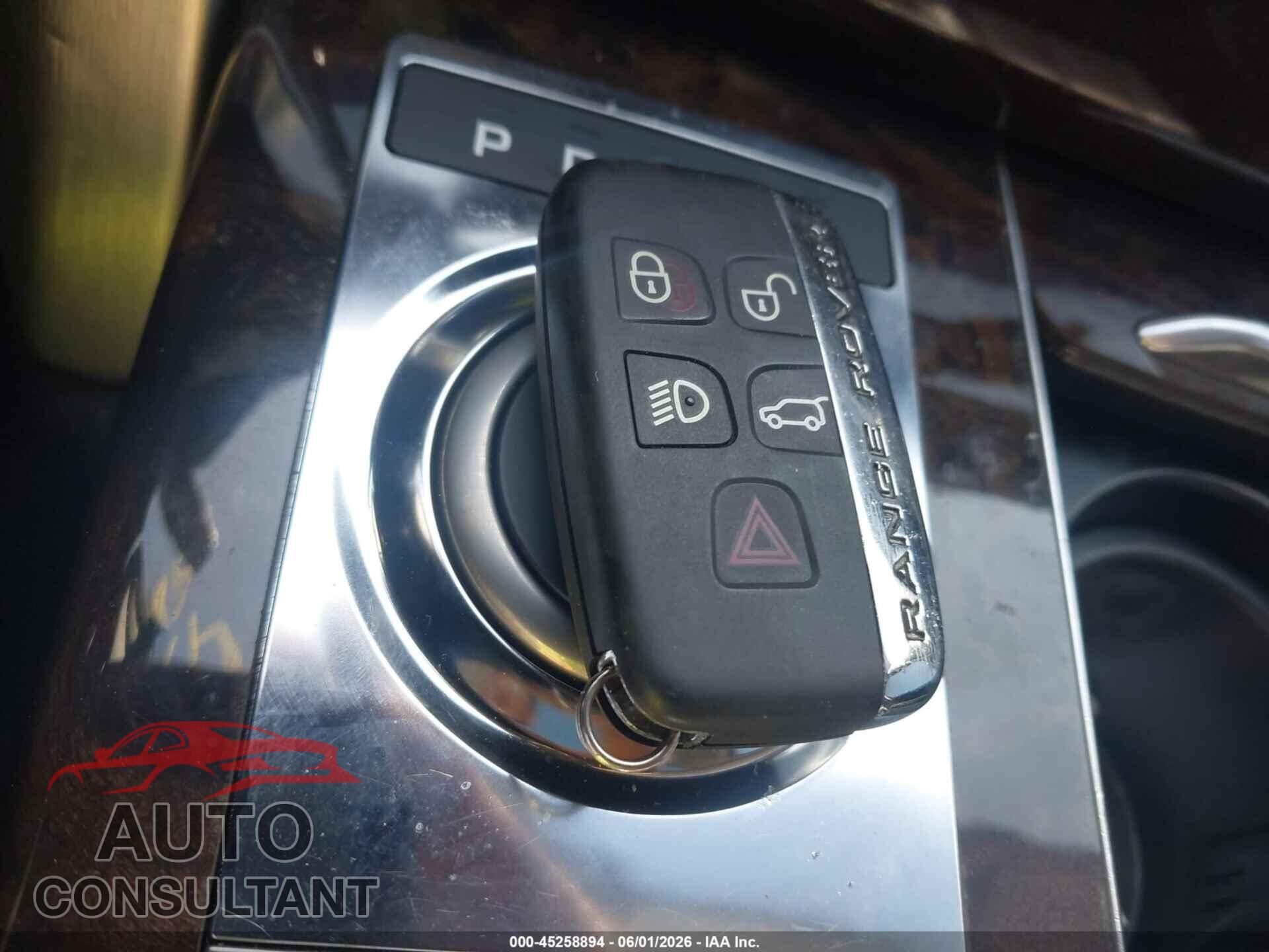 LAND ROVER RANGE ROVER 2015 - SALGS2TF1FA218612
