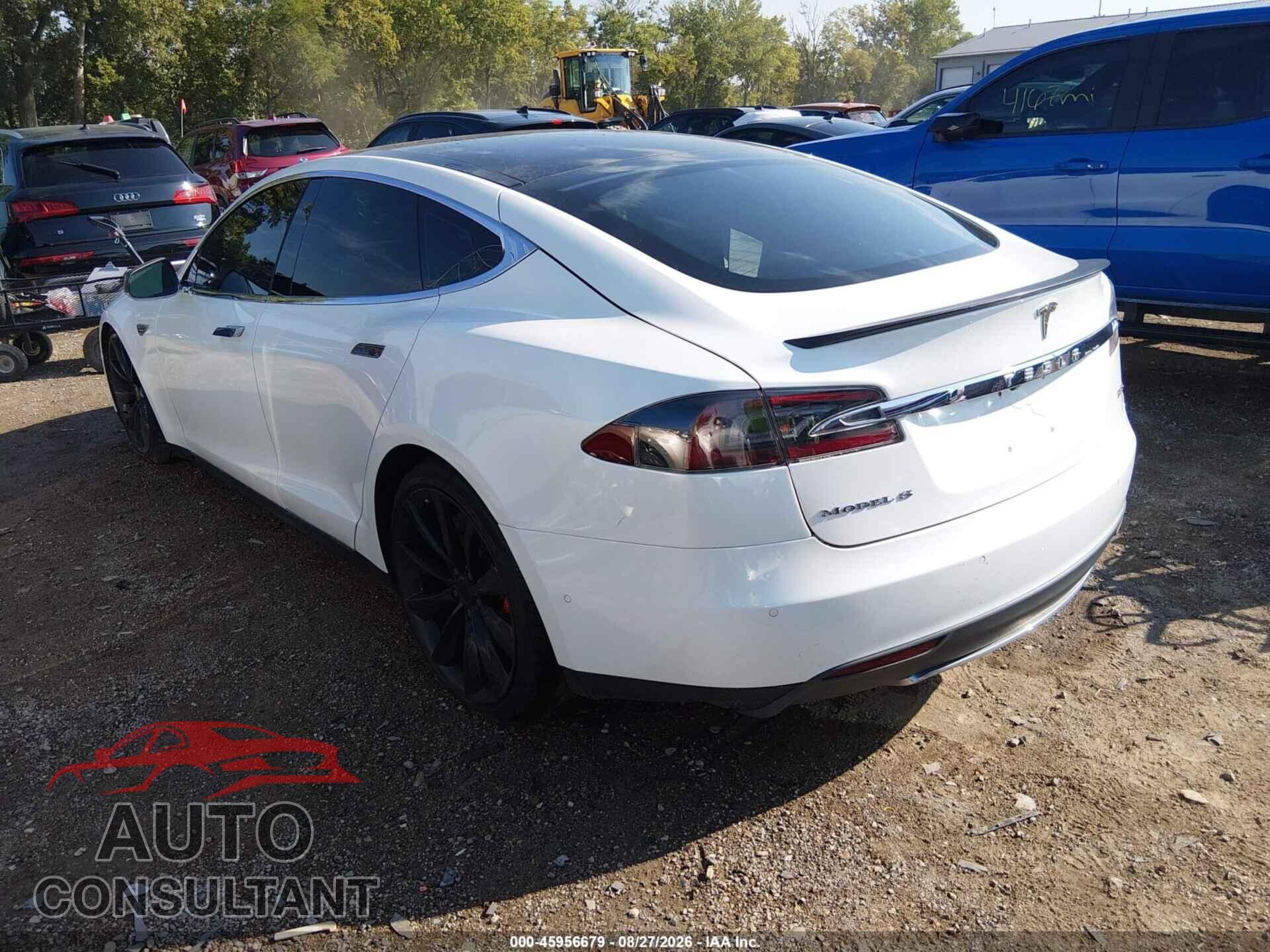 TESLA MODEL S 2015 - 5YJSA1E42FF115619