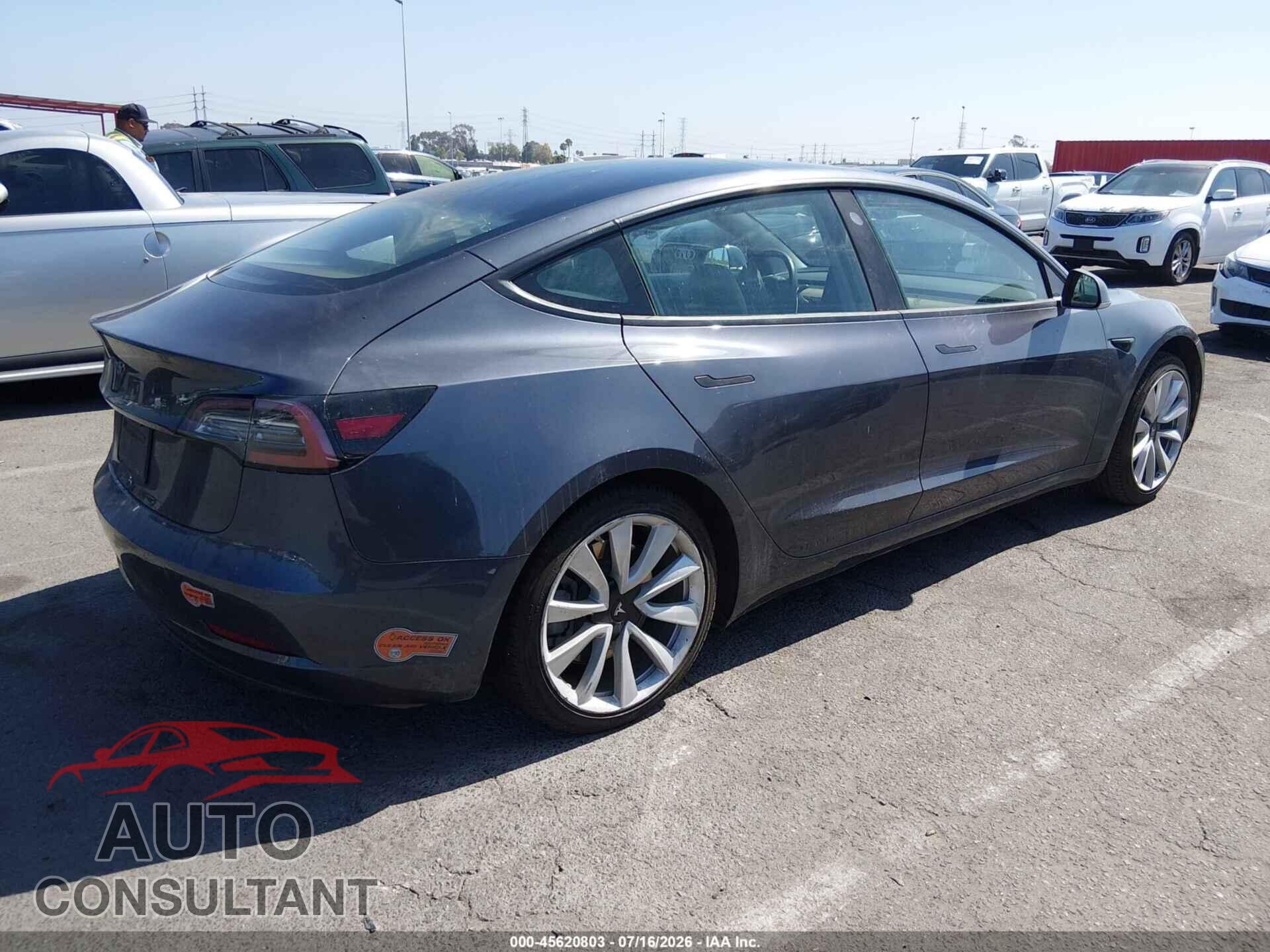 TESLA MODEL 3 2020 - 5YJ3E1EAXLF633830