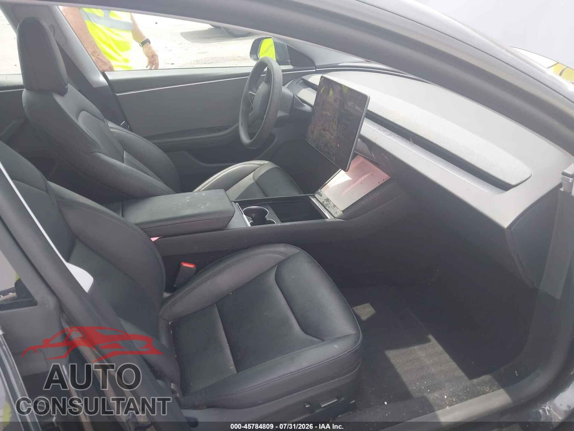 TESLA MODEL 3 2026 - 5YJ3E1EAXTF117774