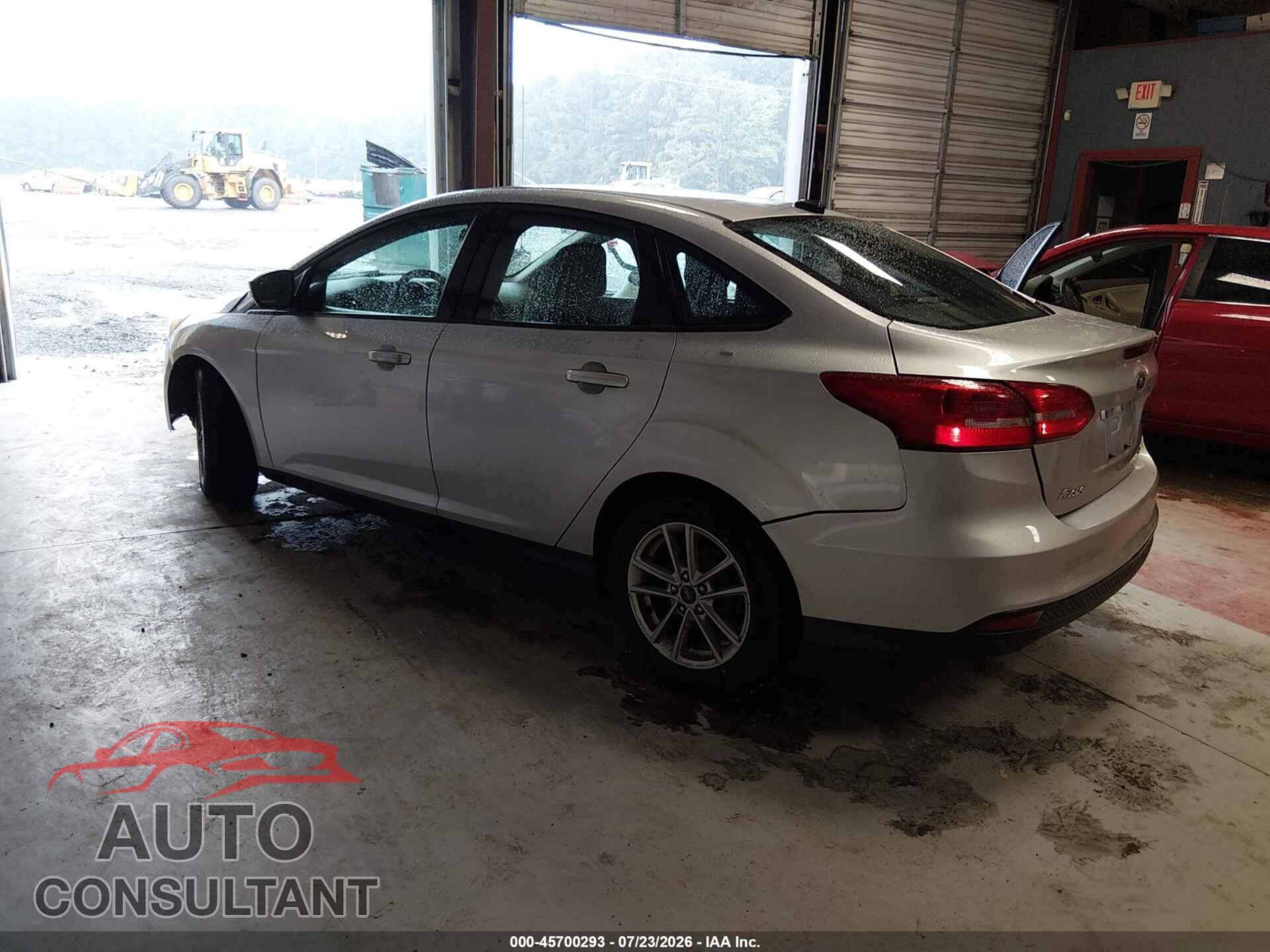 FORD FOCUS 2017 - 1FADP3F26HL228382