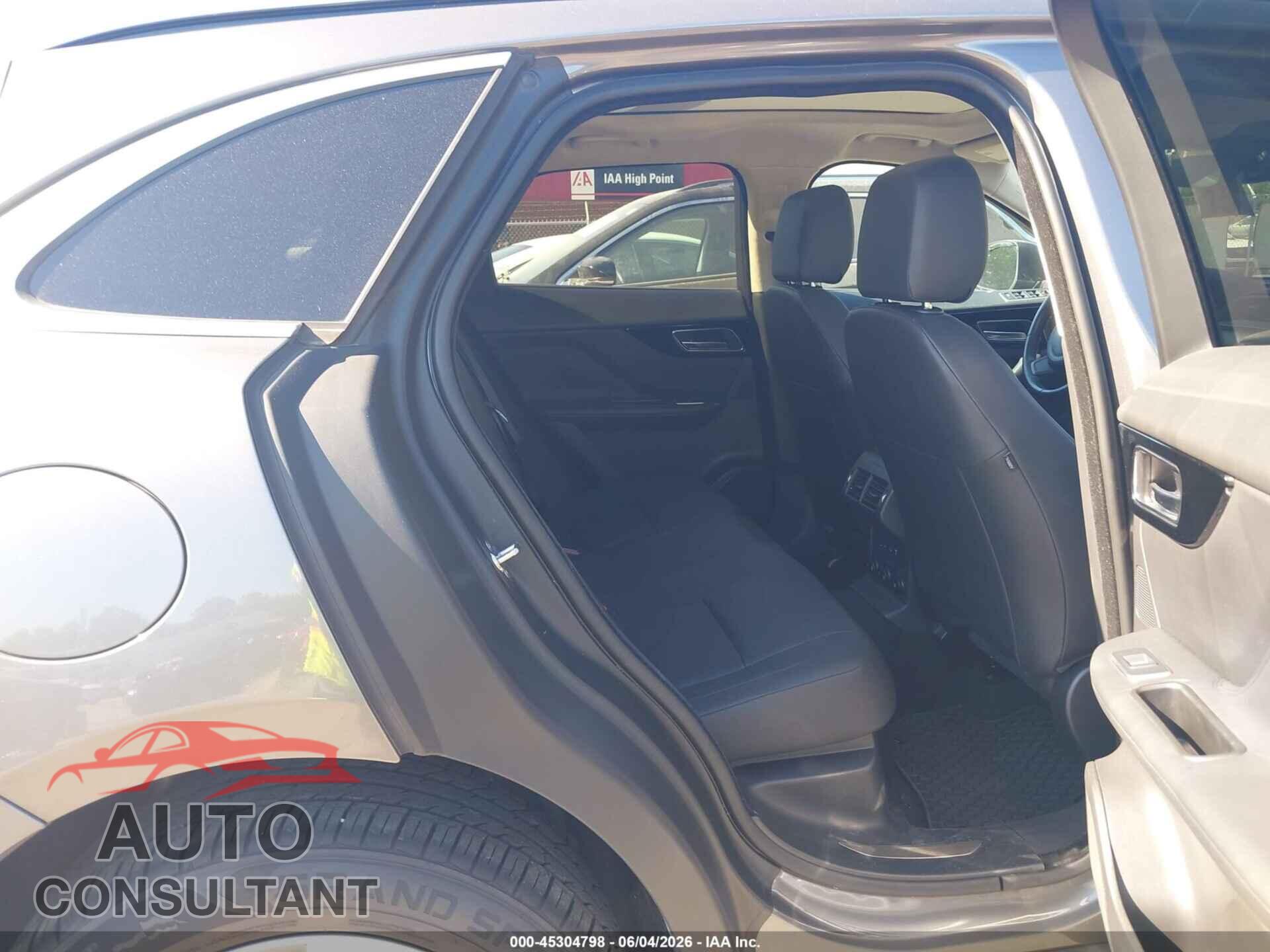 JAGUAR F-PACE 2019 - SADCJ2FX4KA399152
