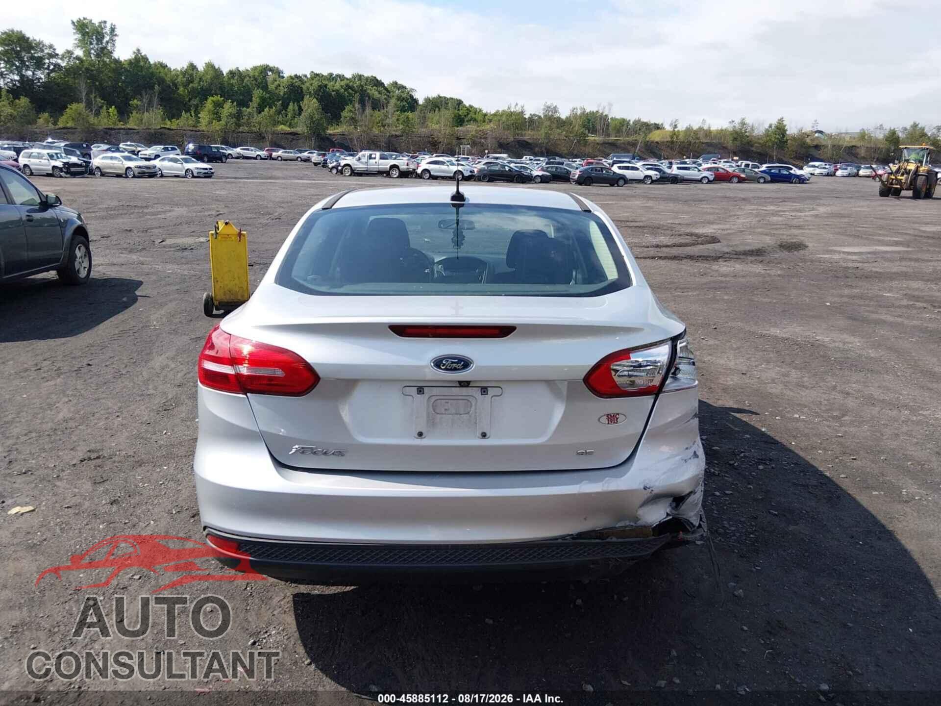 FORD FOCUS 2016 - 1FADP3F26GL377227