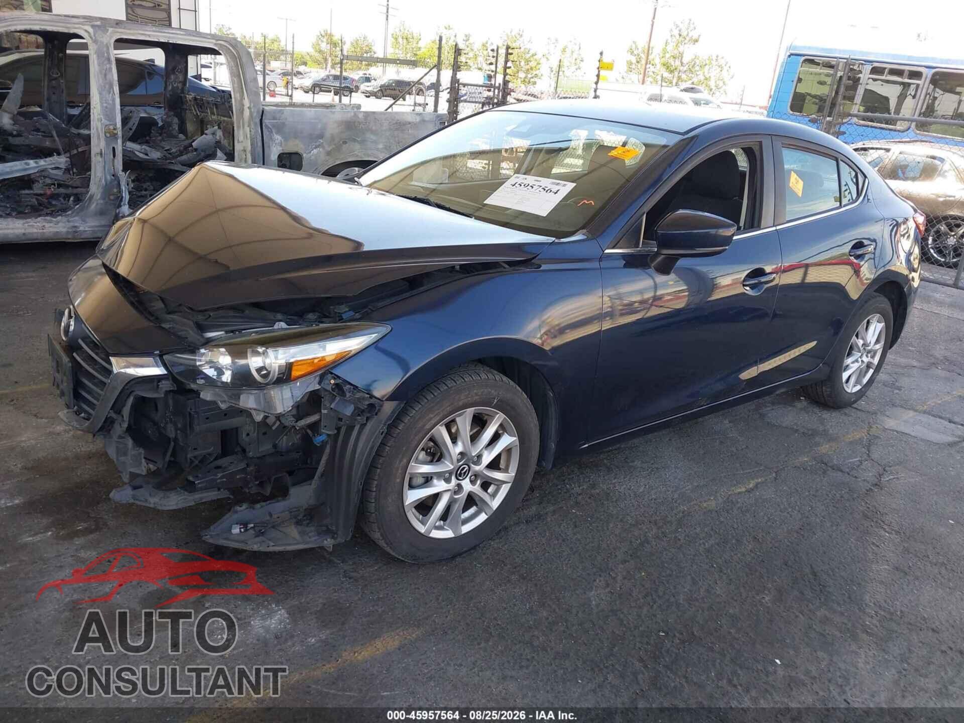 MAZDA MAZDA3 2018 - 3MZBN1U7XJM186830