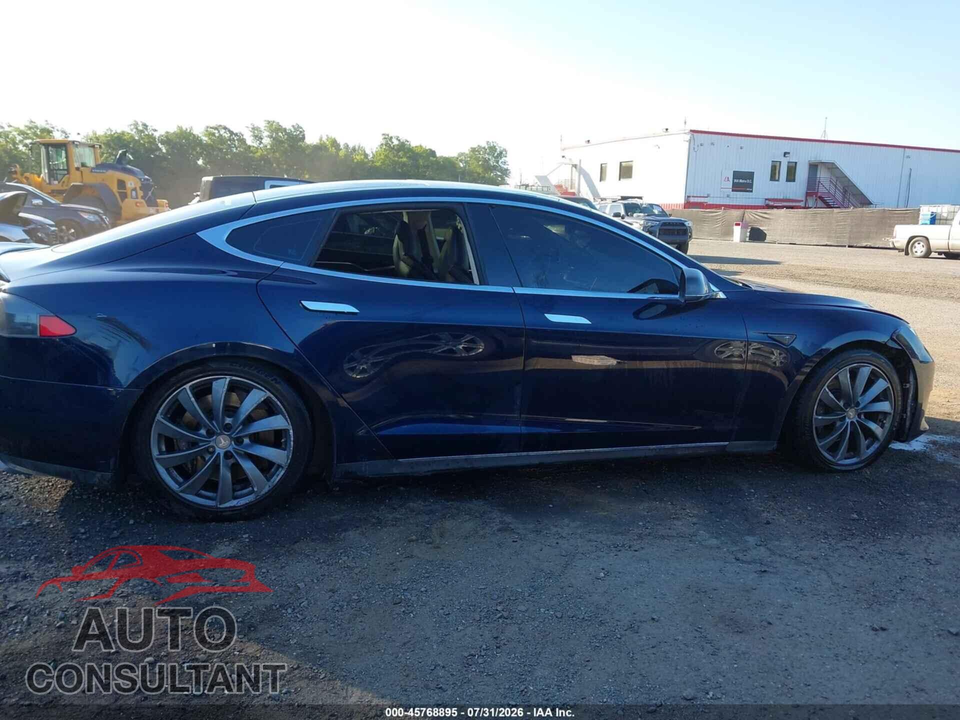 TESLA MODEL S 2013 - 5YJSA1CN4DFP24316