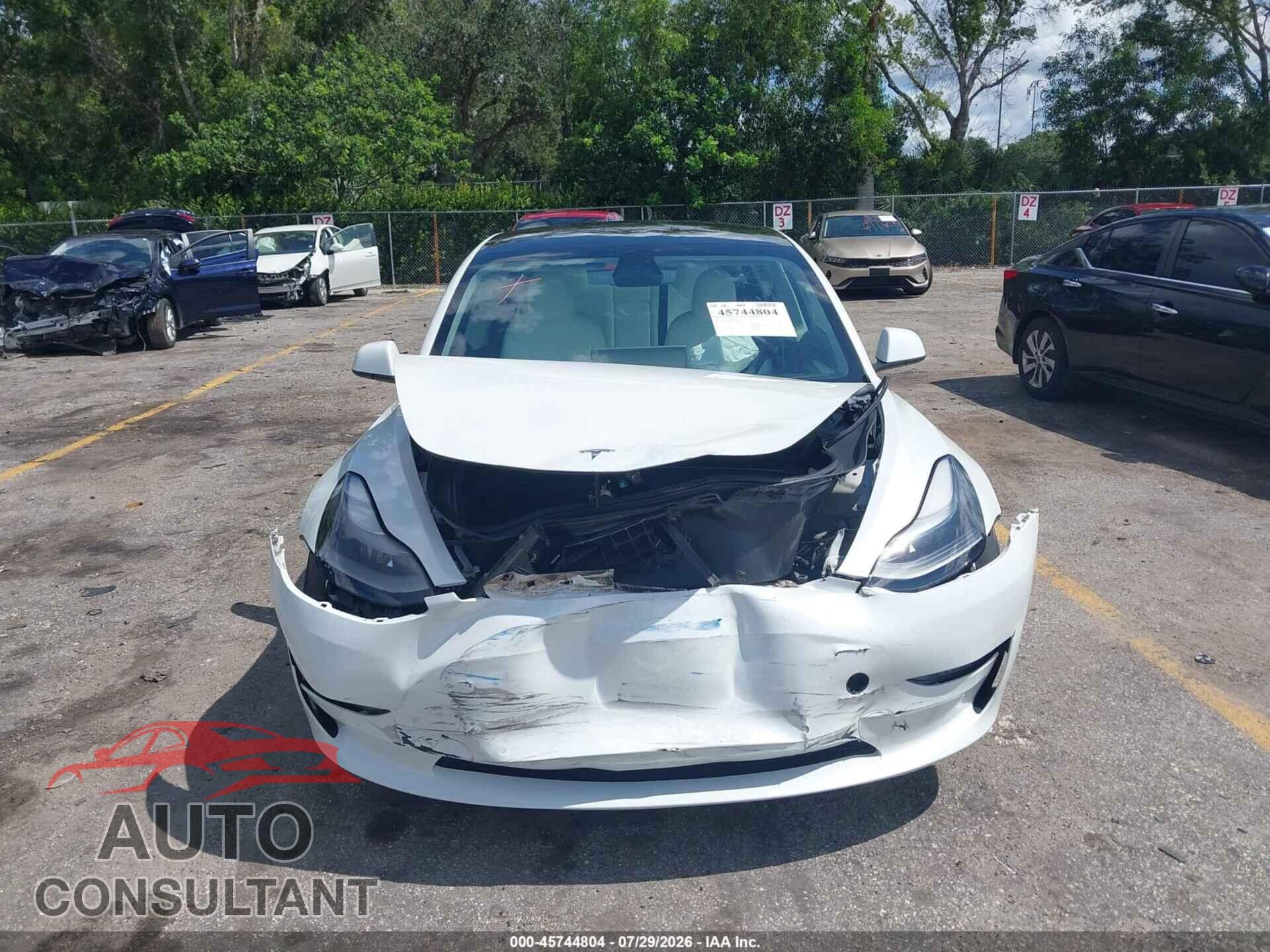 TESLA MODEL 3 2021 - 5YJ3E1EB2MF046838