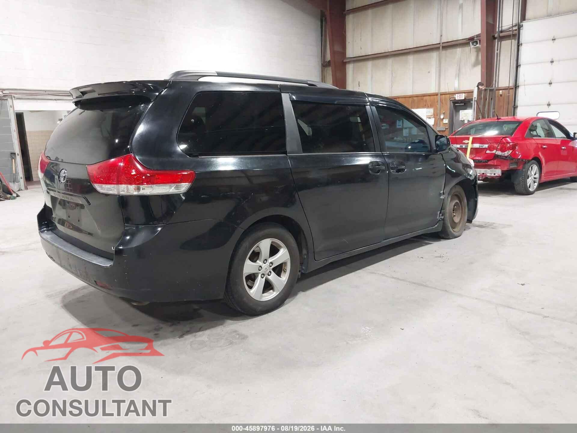 TOYOTA SIENNA 2012 - 5TDKK3DC3CS244834