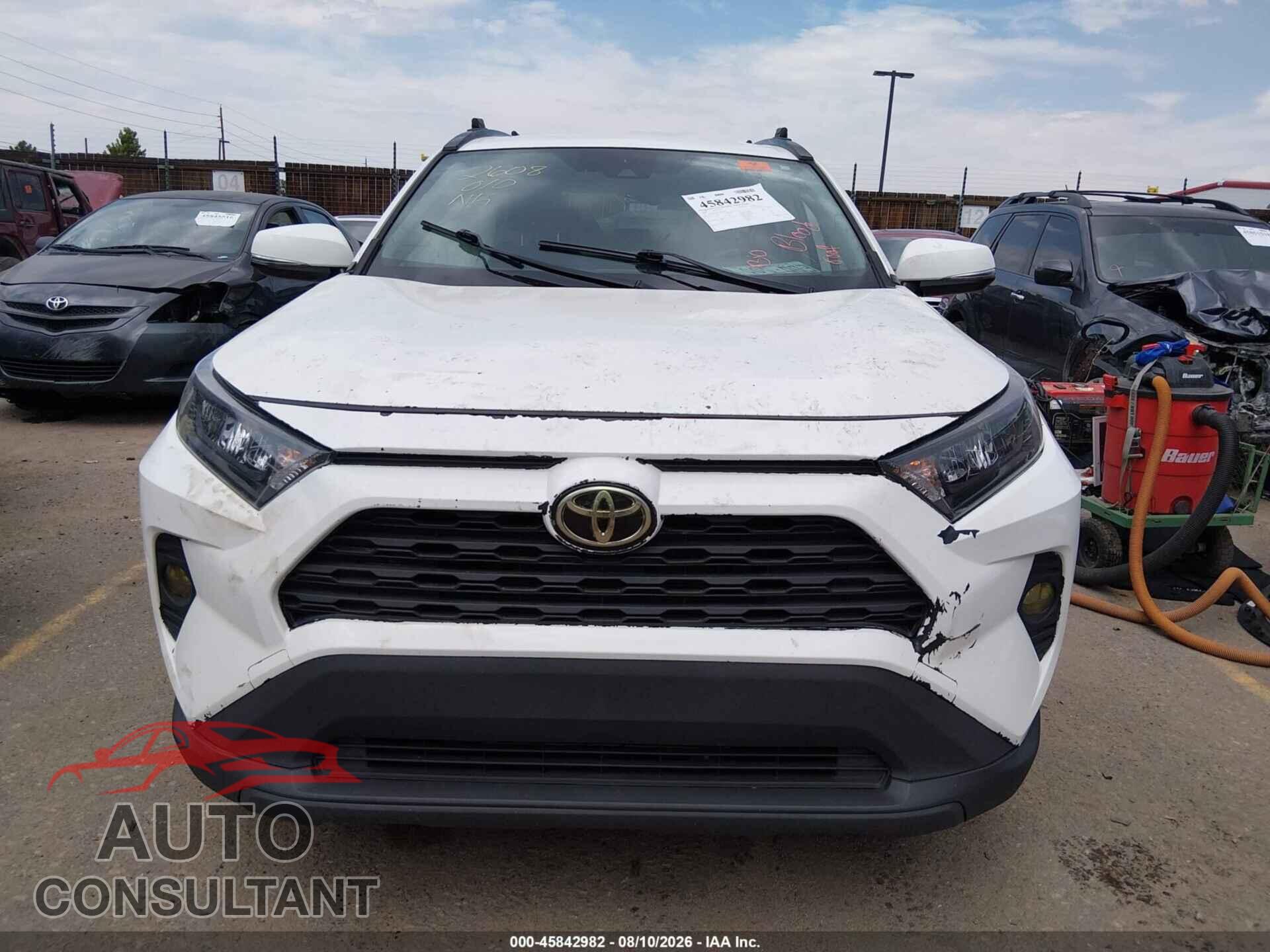 TOYOTA RAV4 2020 - JTMA1RFVXLD057909