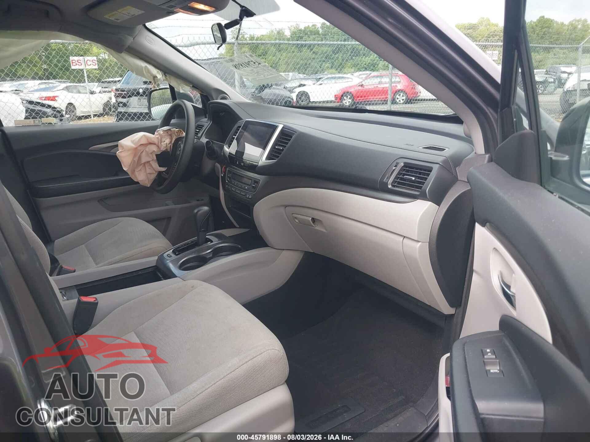 HONDA PILOT 2017 - 5FNYF6H35HB095378