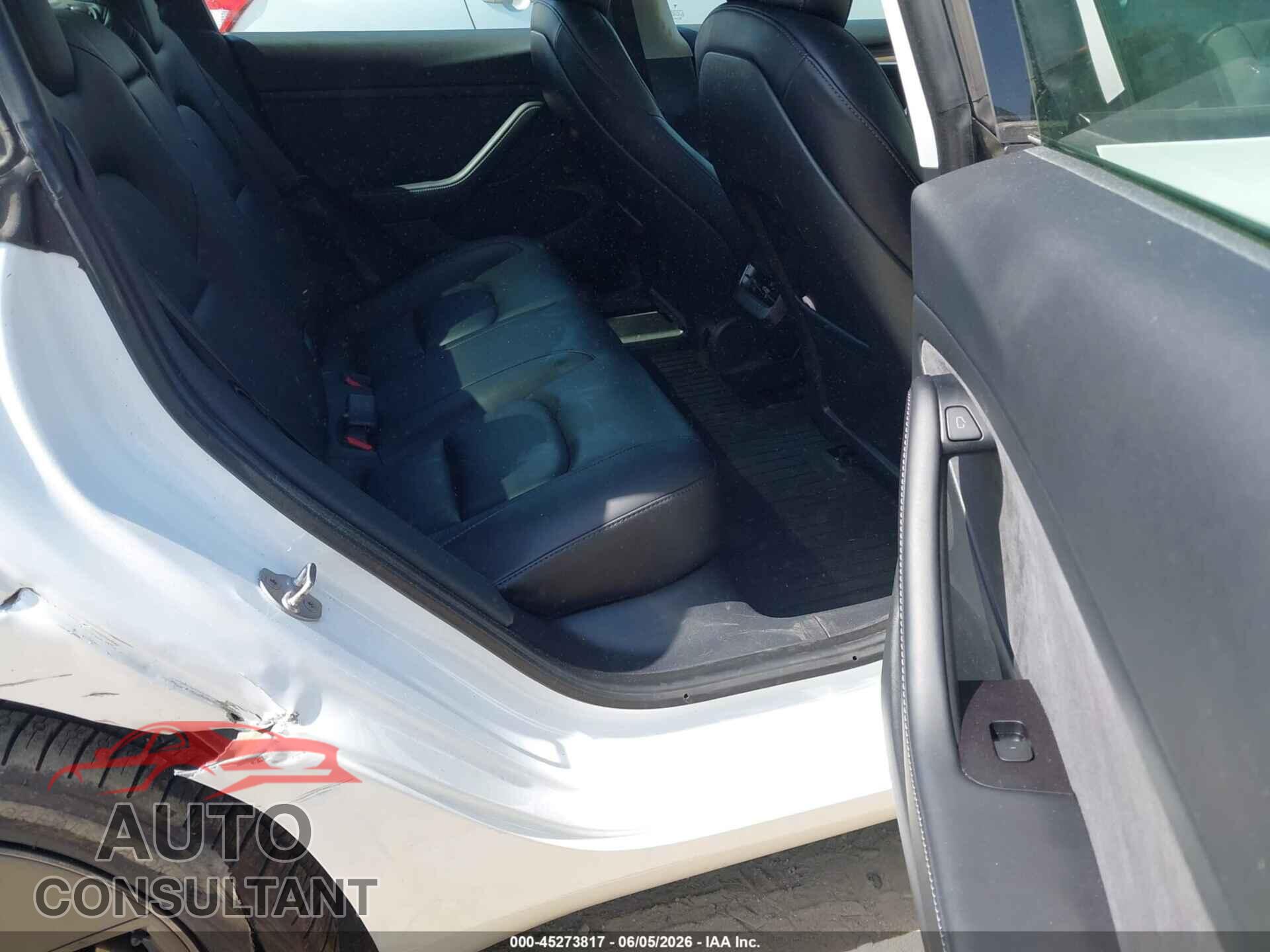 TESLA MODEL 3 2021 - 5YJ3E1EB1MF044076