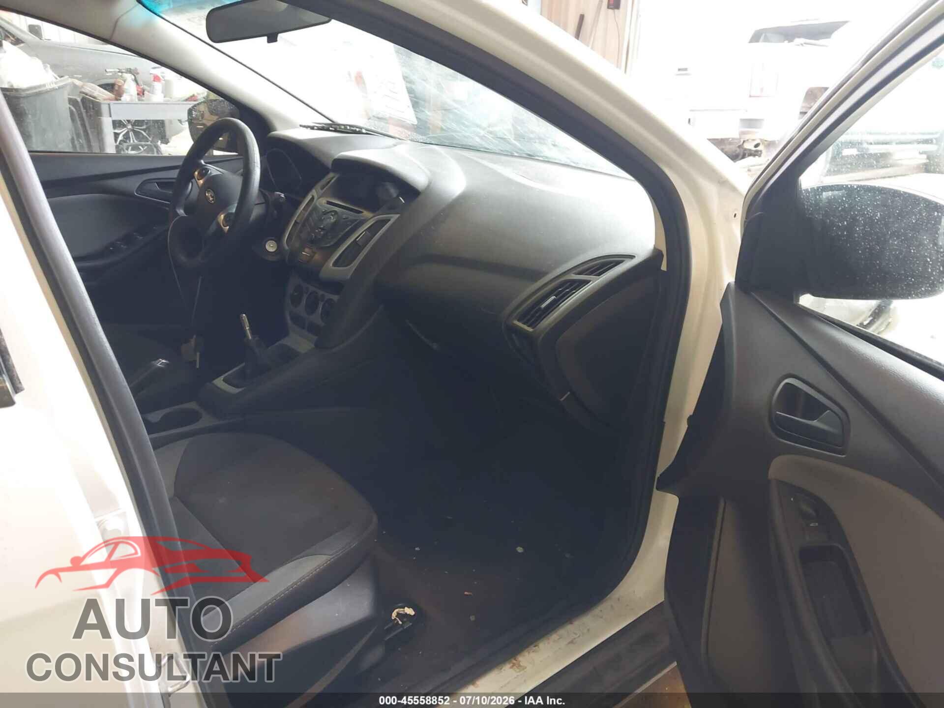 FORD FOCUS 2012 - 1FAHP3K20CL364412