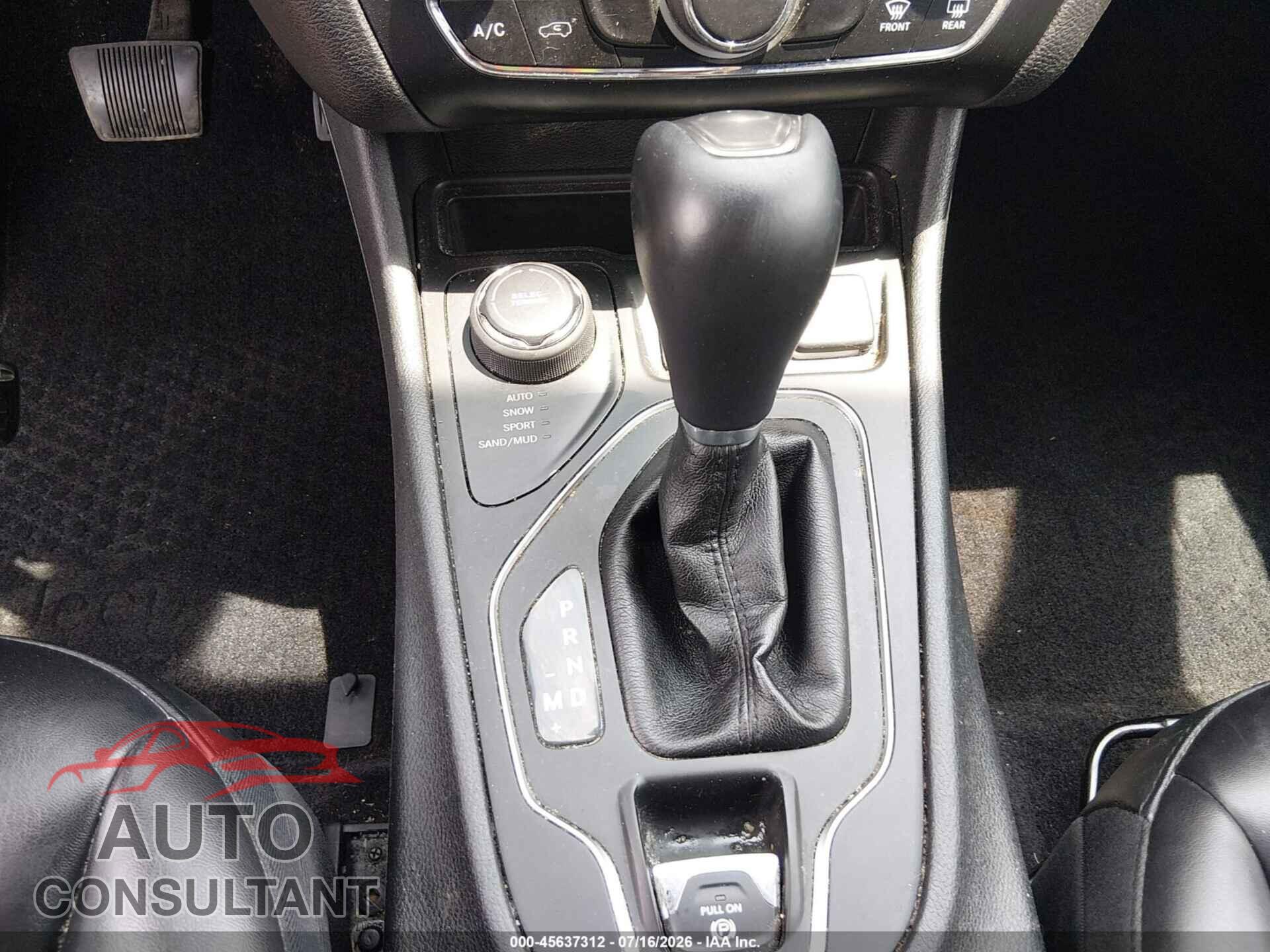 JEEP CHEROKEE 2019 - 1C4PJMLB0KD105357