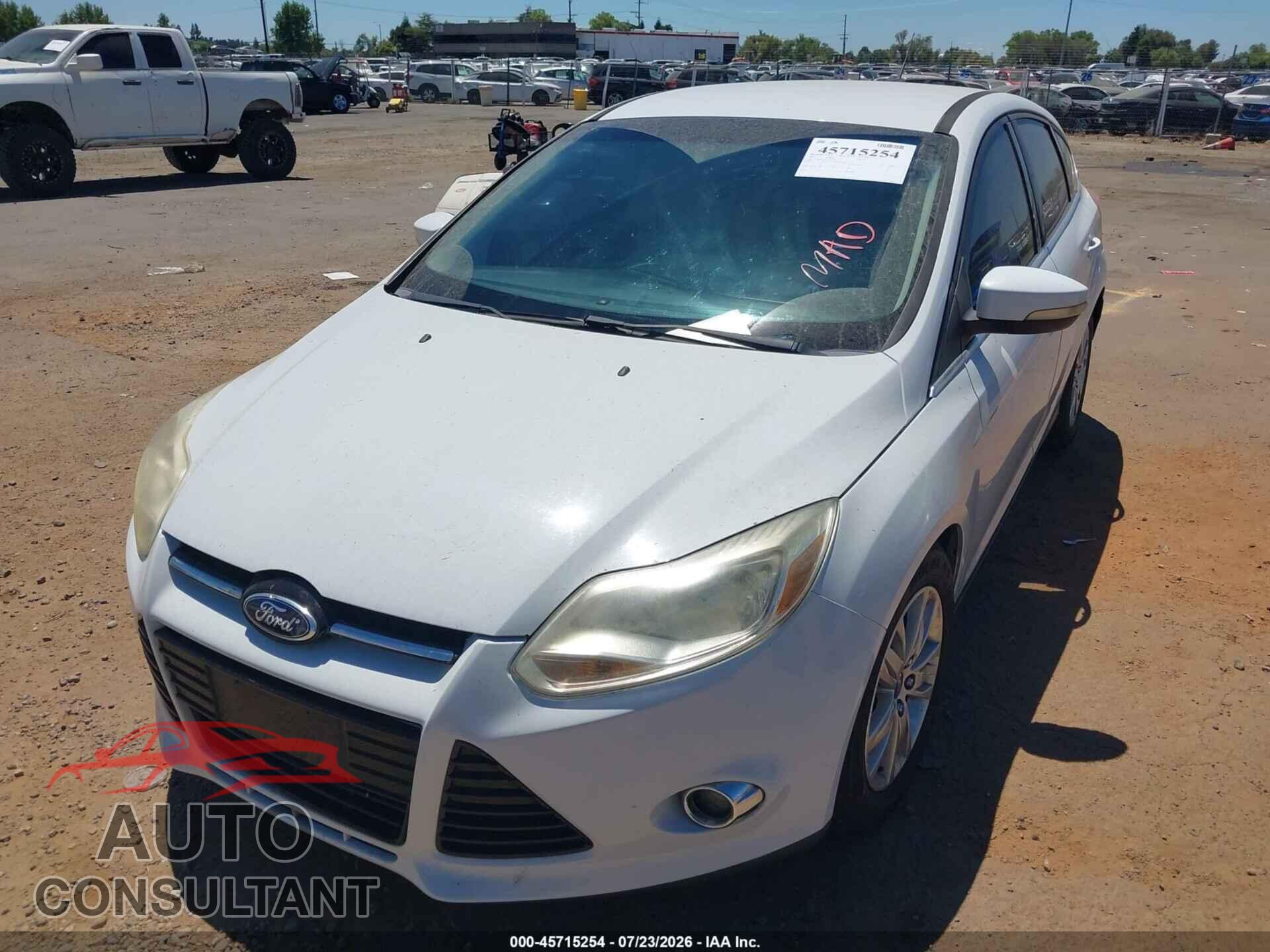 FORD FOCUS 2012 - 1FAHP3M20CL135290