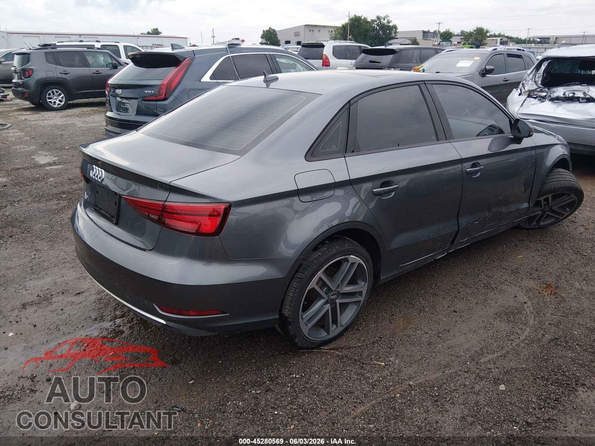 AUDI A3 2018 - WAUAUGFF8J1022284