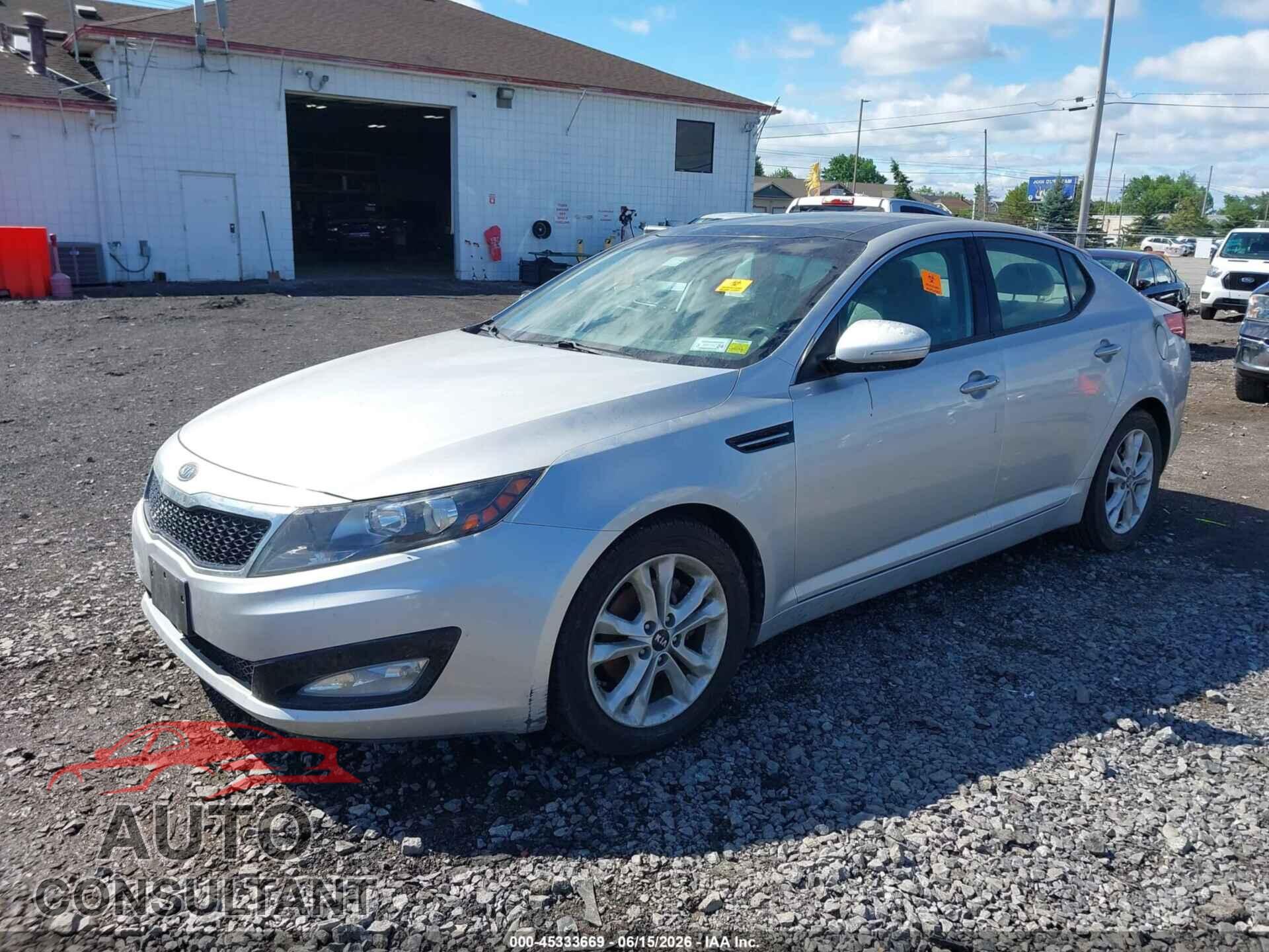 KIA OPTIMA 2011 - KNAGN4A74B5097709
