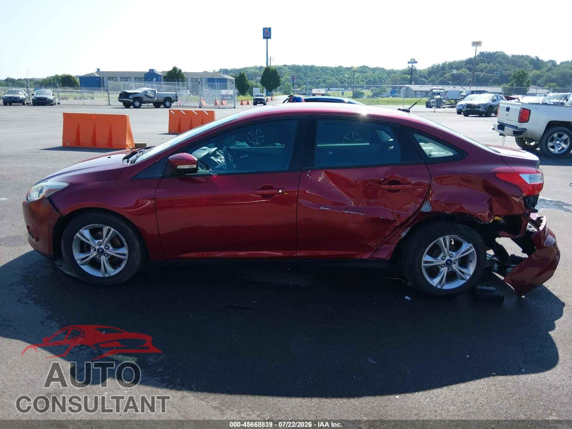 FORD FOCUS 2014 - 1FADP3F27EL388380