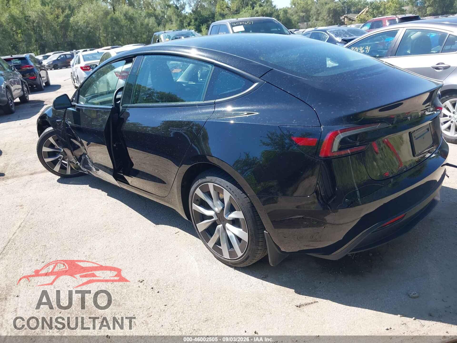 TESLA MODEL 3 2025 - 5YJ3E1EA8SF024363
