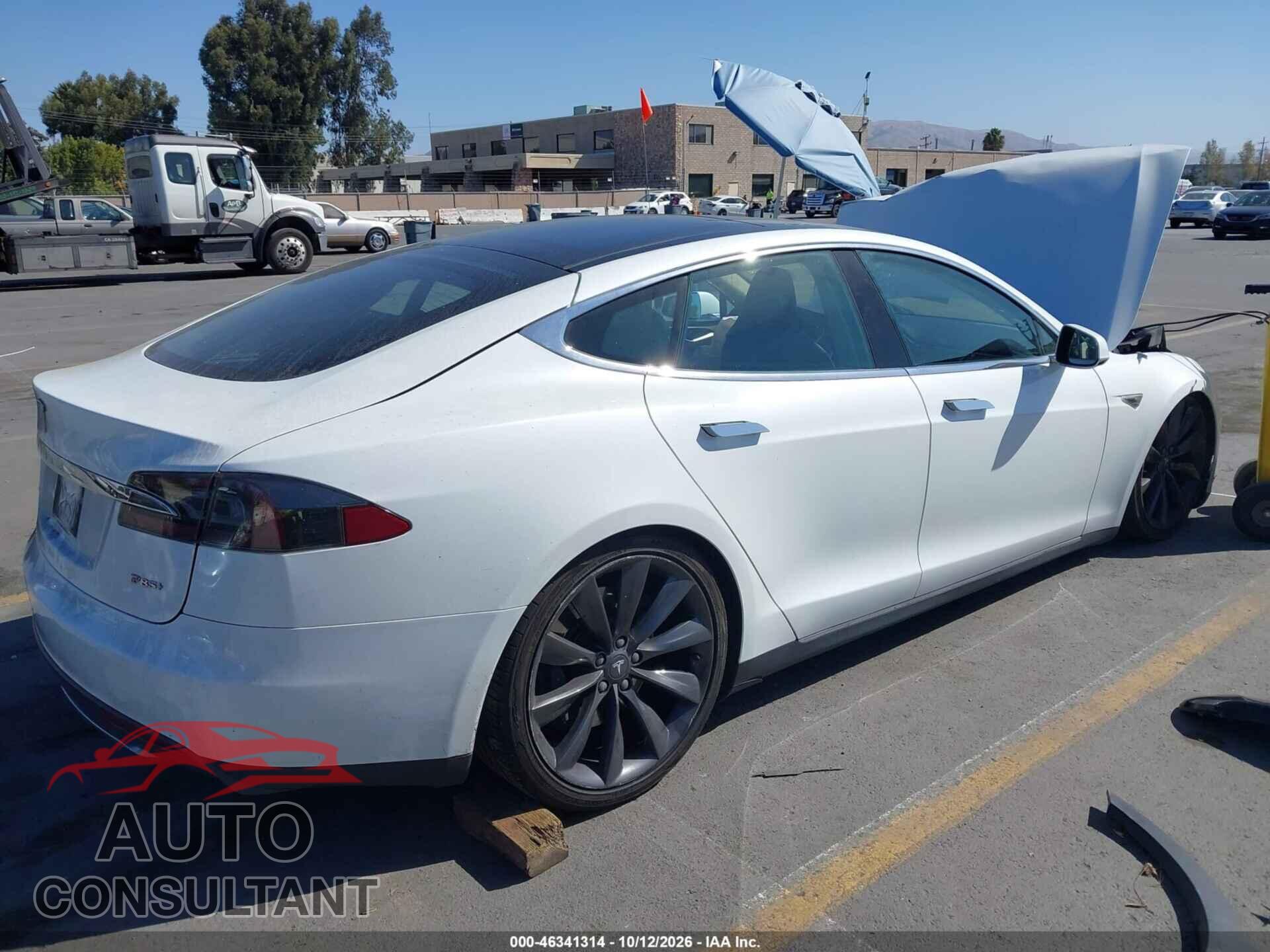 TESLA MODEL S 2013 - 5YJSA1CP4DFP13494