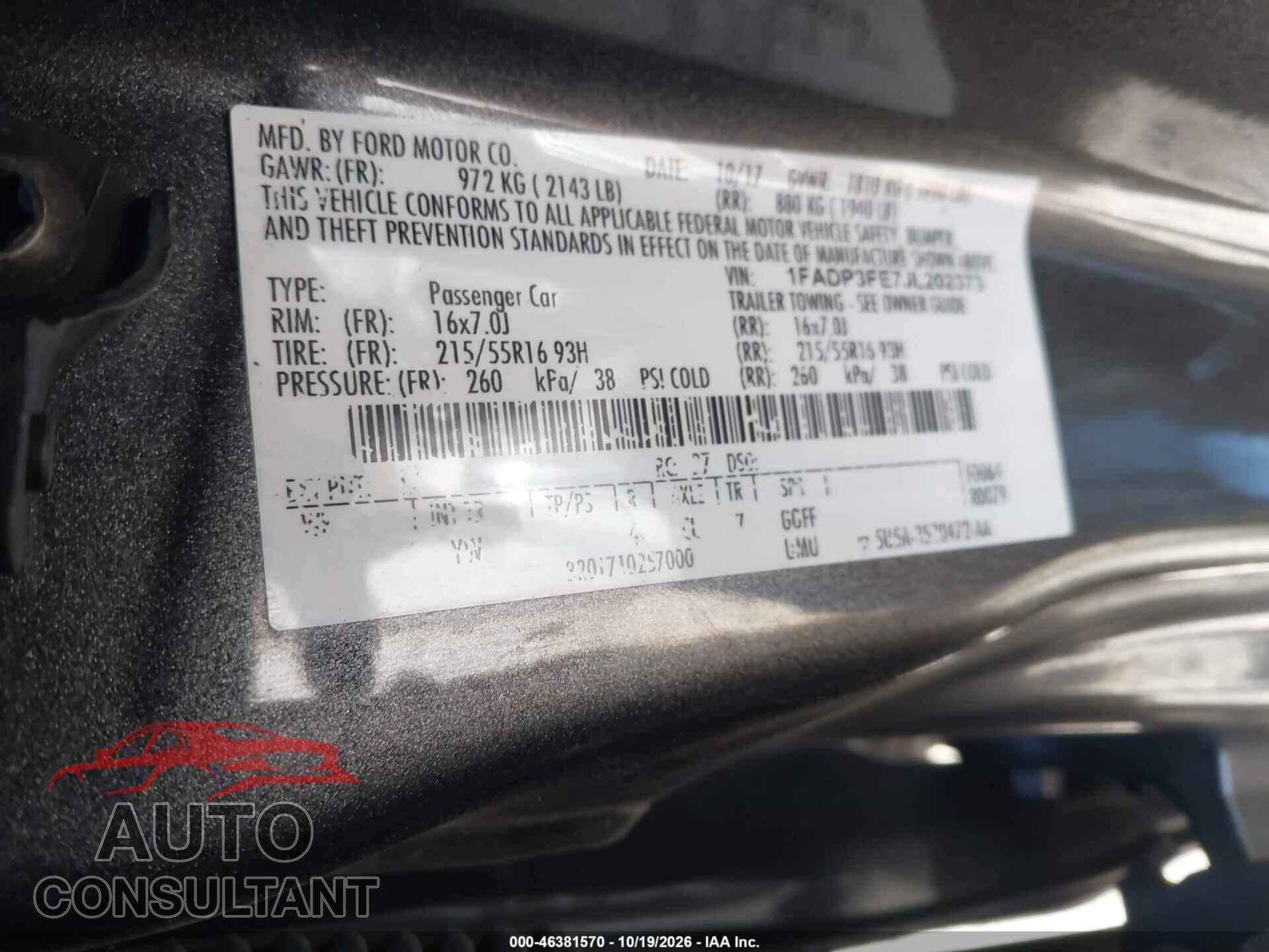 FORD FOCUS 2018 - 1FADP3FE7JL202373