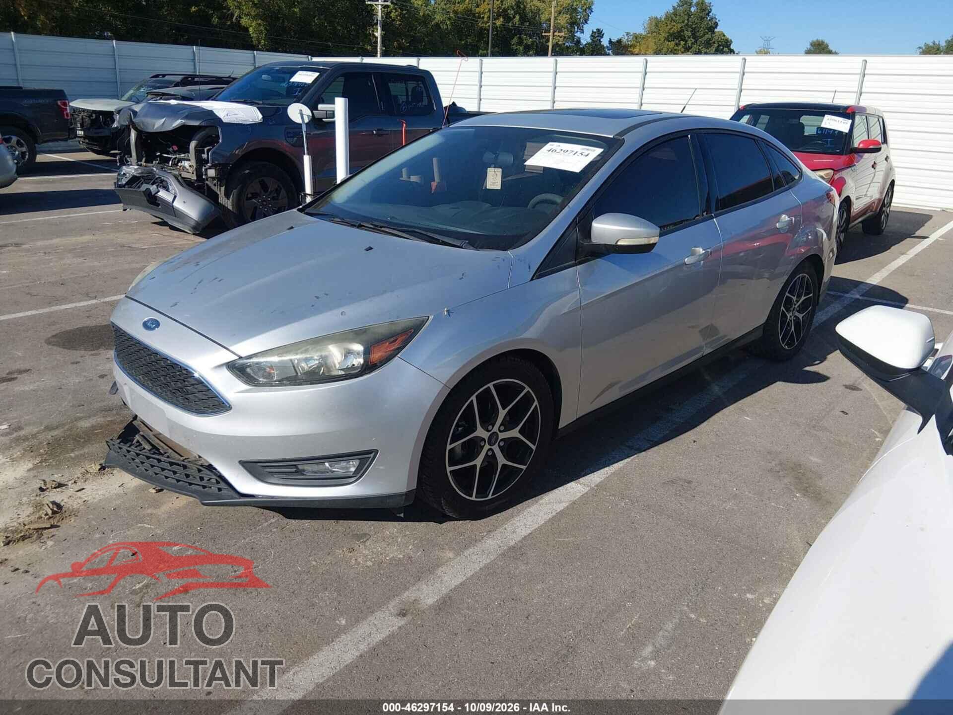 FORD FOCUS 2017 - 1FADP3H24HL289324
