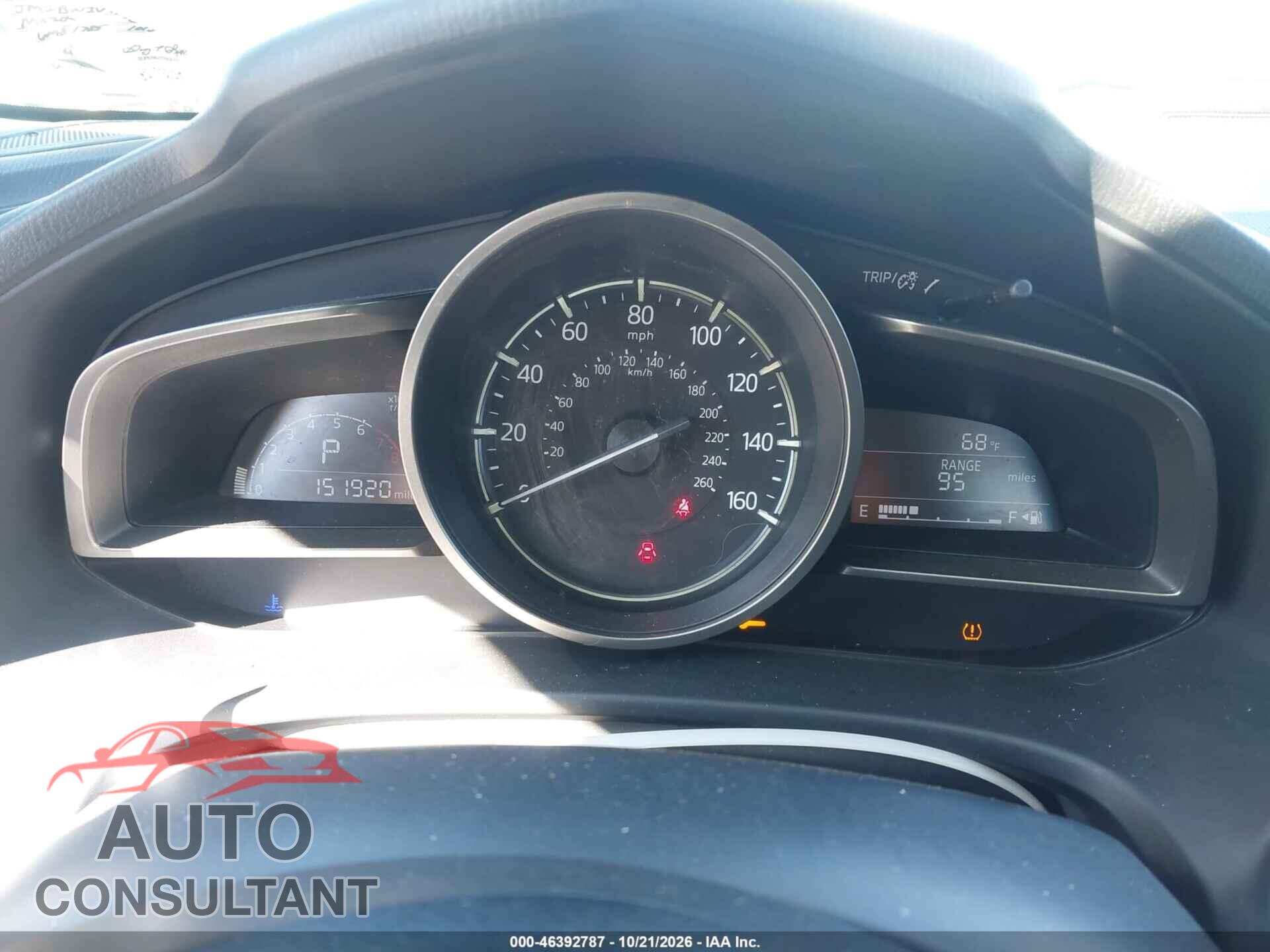 MAZDA MAZDA3 2017 - JM1BN1V75H1105287