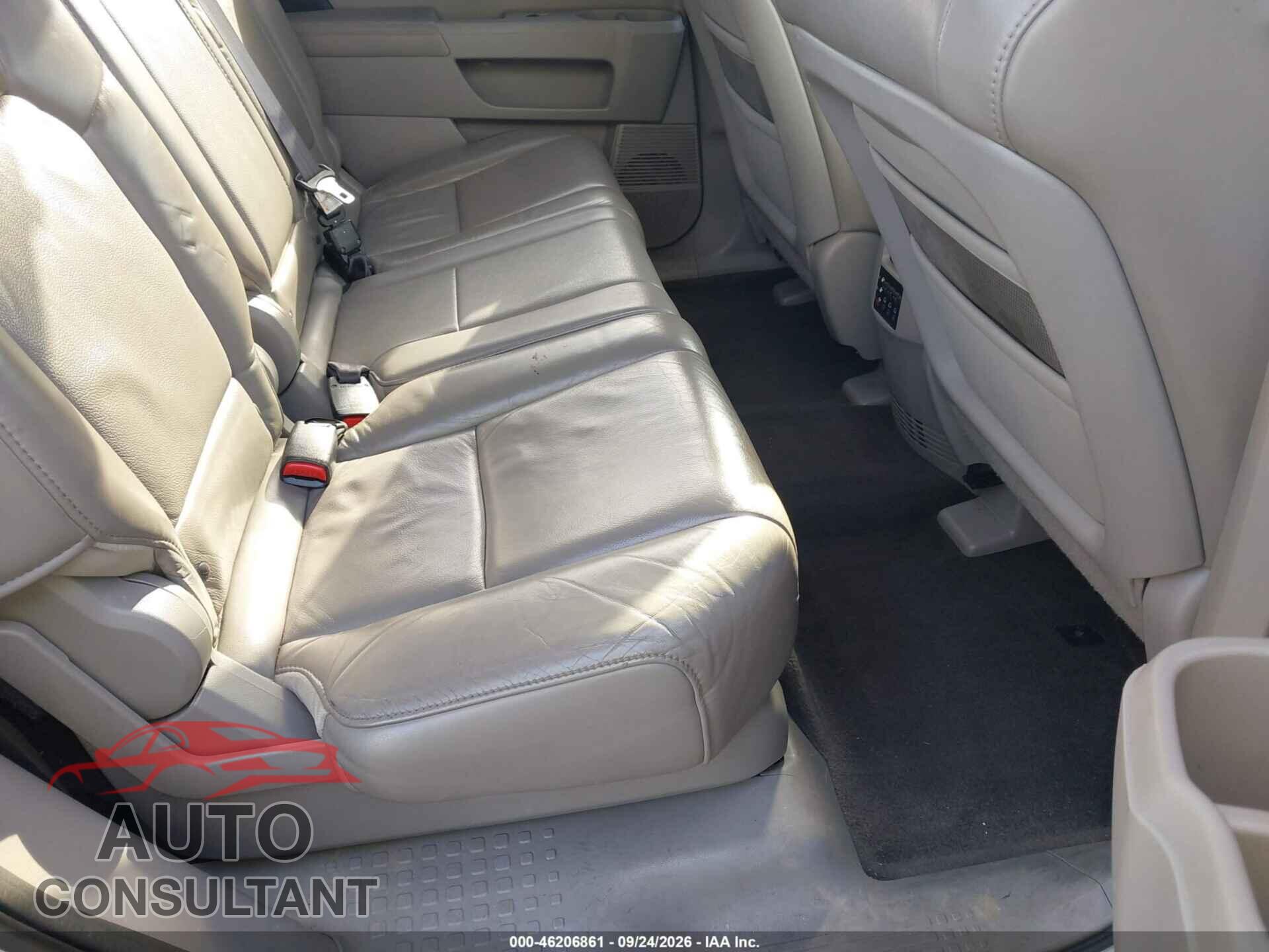 HONDA PILOT 2011 - 5FNYF4H90BB074311