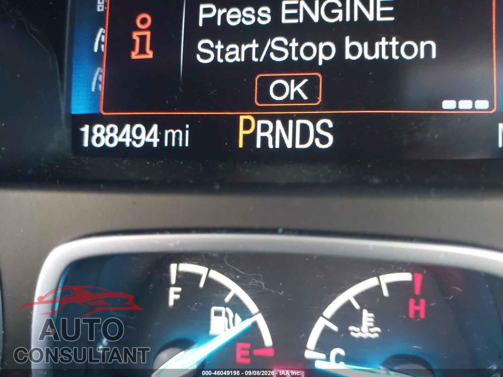 FORD ESCAPE 2017 - 1FMCU9J98HUB84980