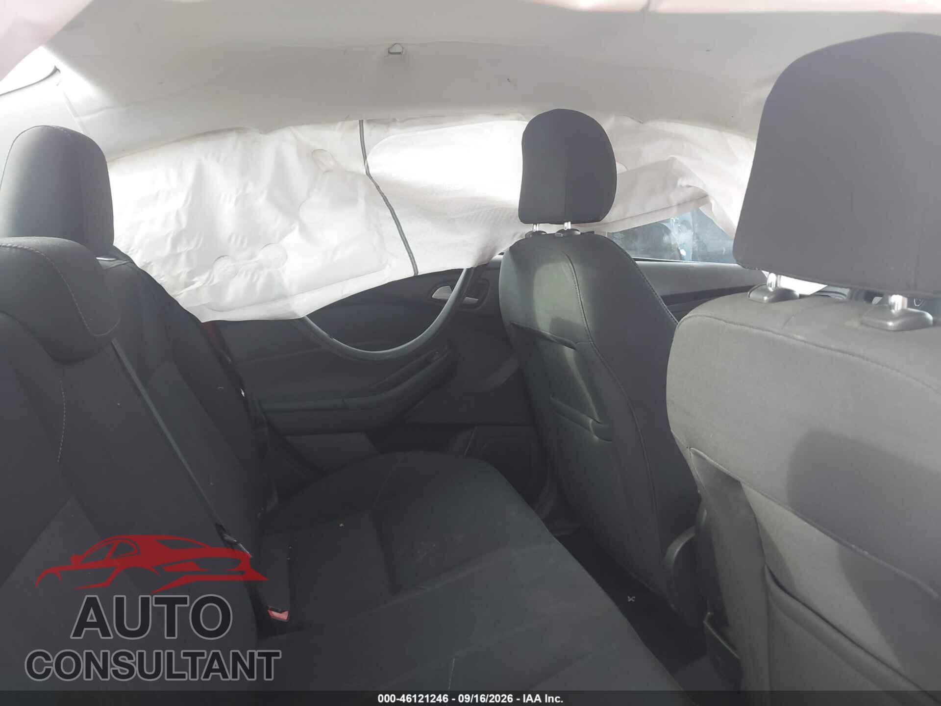 FORD FOCUS 2016 - 1FADP3F25GL205805