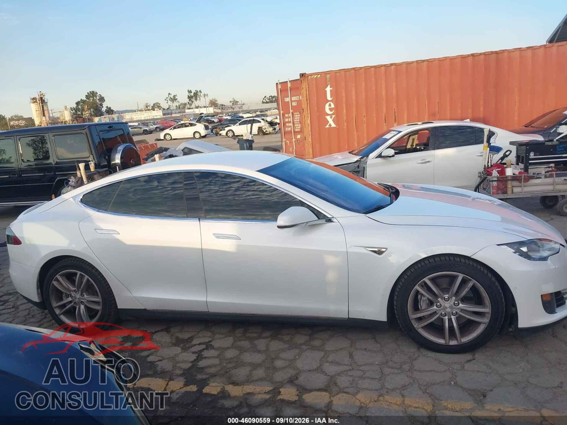 TESLA MODEL S 2015 - 5YJSA1H26FF085969