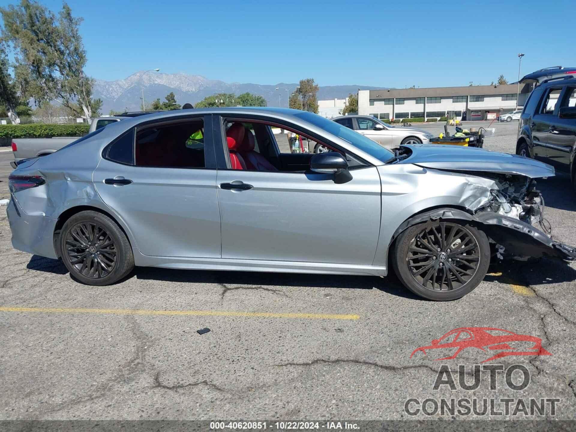 TOYOTA CAMRY 2022 - 4T1G11AK3NU057712