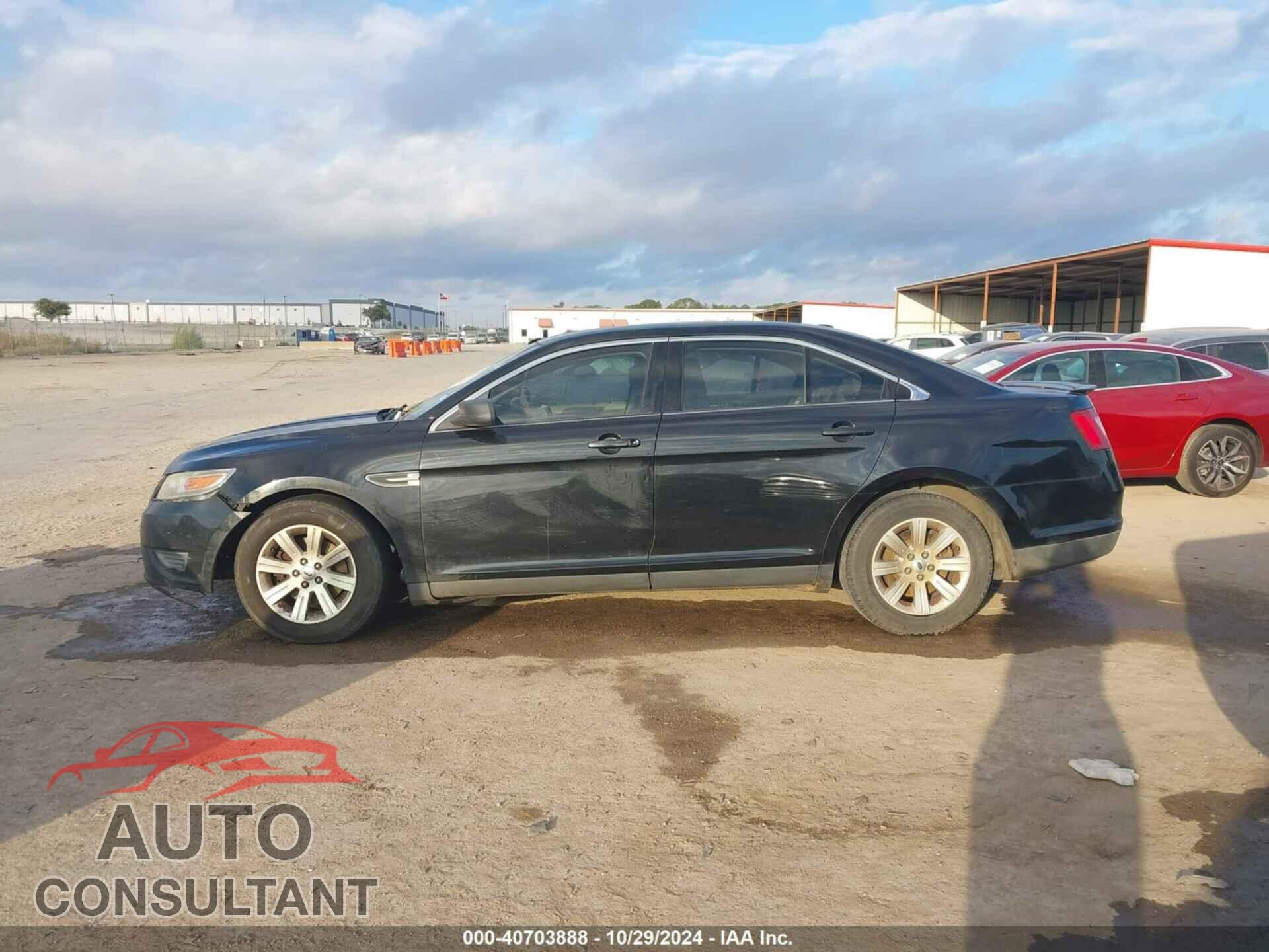 FORD TAURUS 2011 - 1FAHP2DW4BG105536