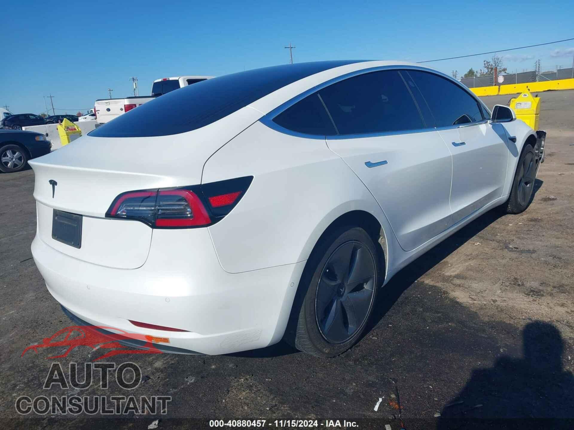 TESLA MODEL 3 2019 - 5YJ3E1EA0KF484813